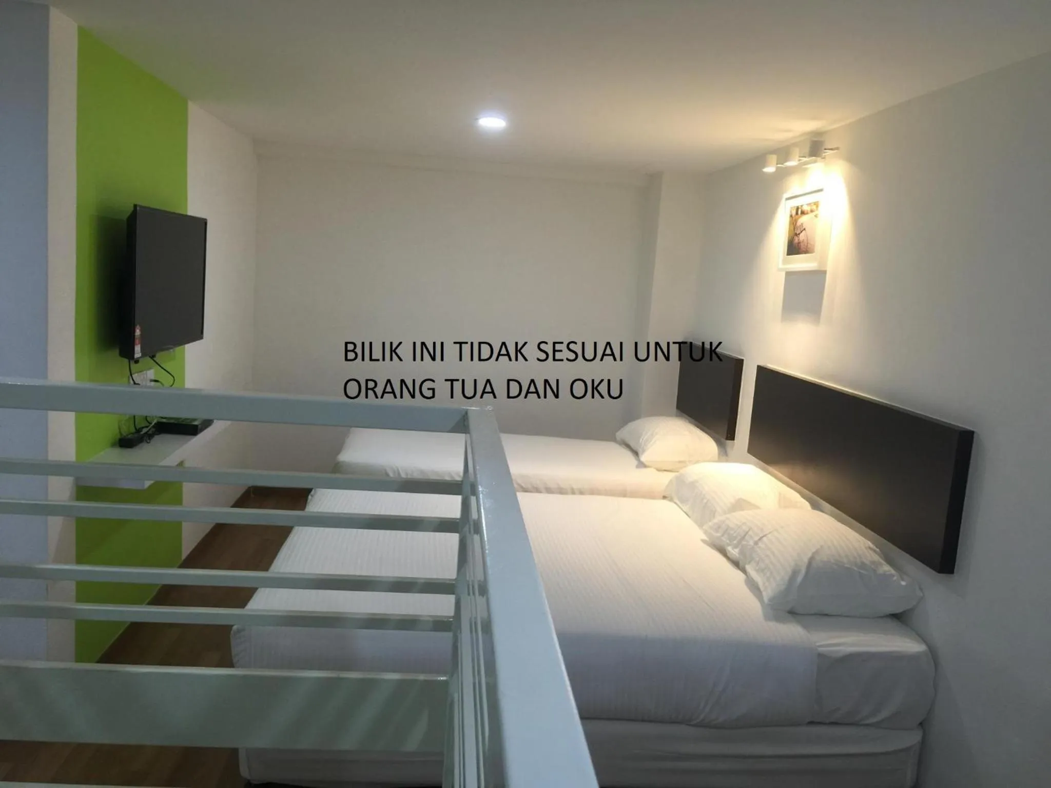 Bed in Apple Inn Hotel