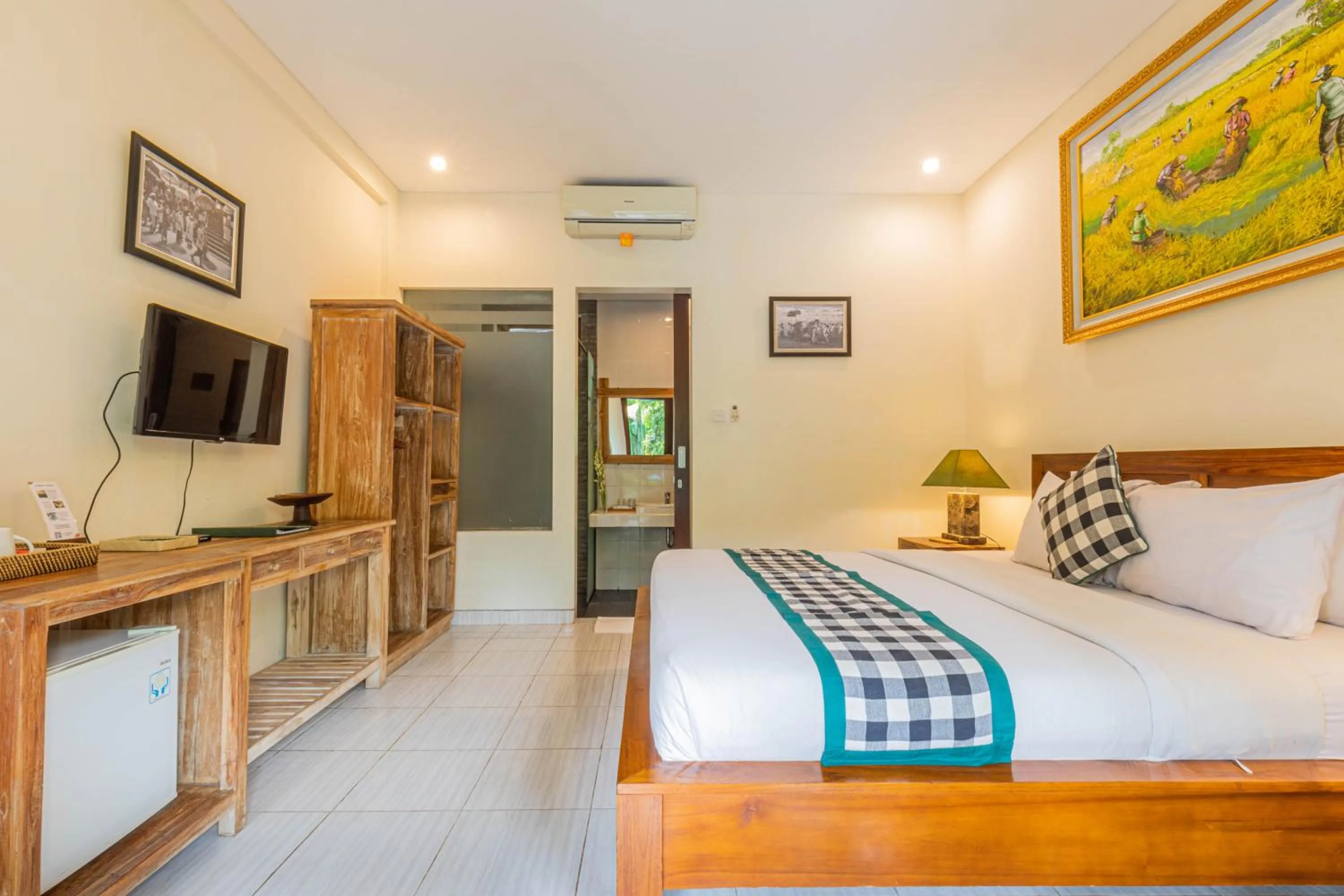 Bed in Meruhdani Boutique Hotel Ubud