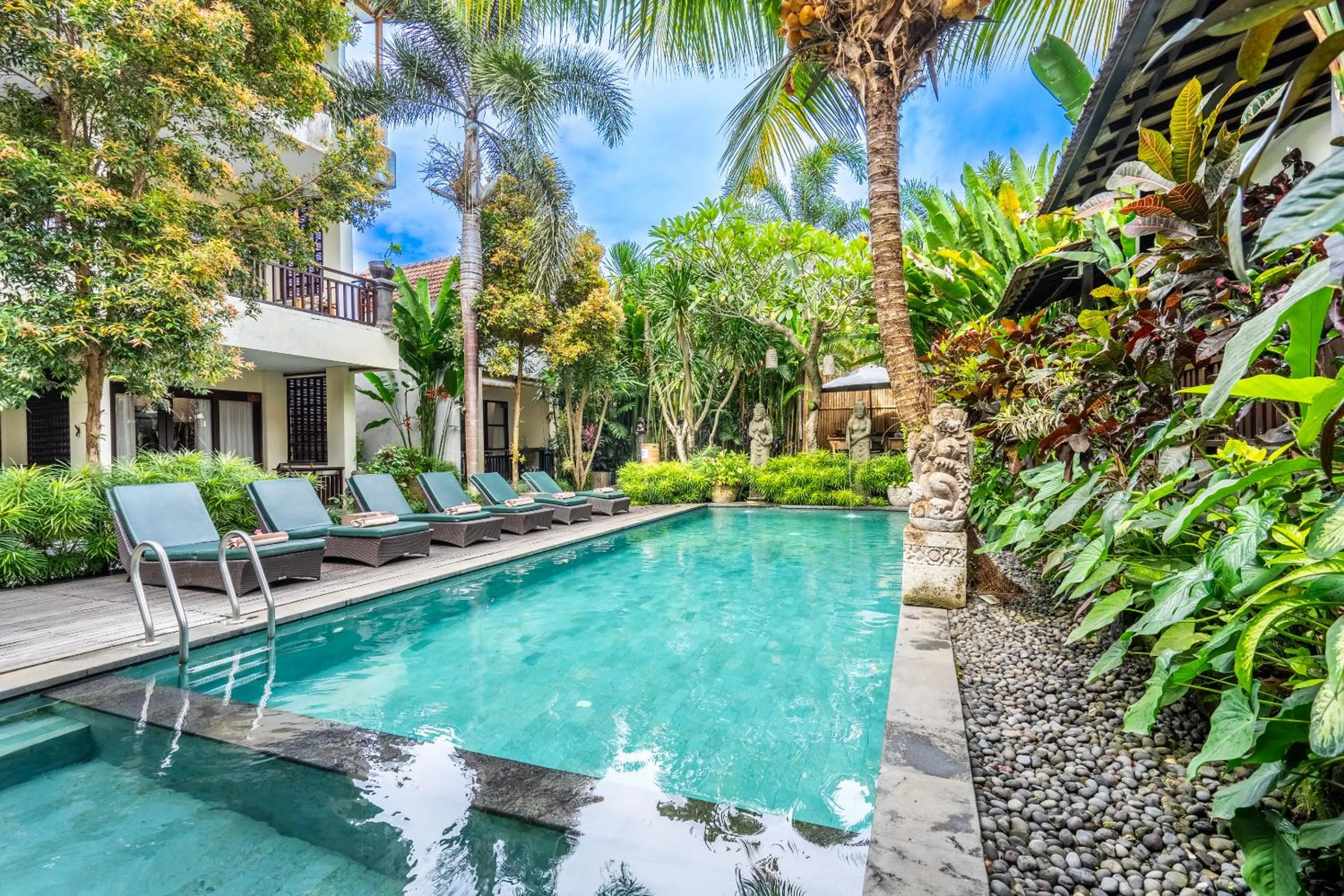 Swimming pool in Meruhdani Boutique Hotel Ubud