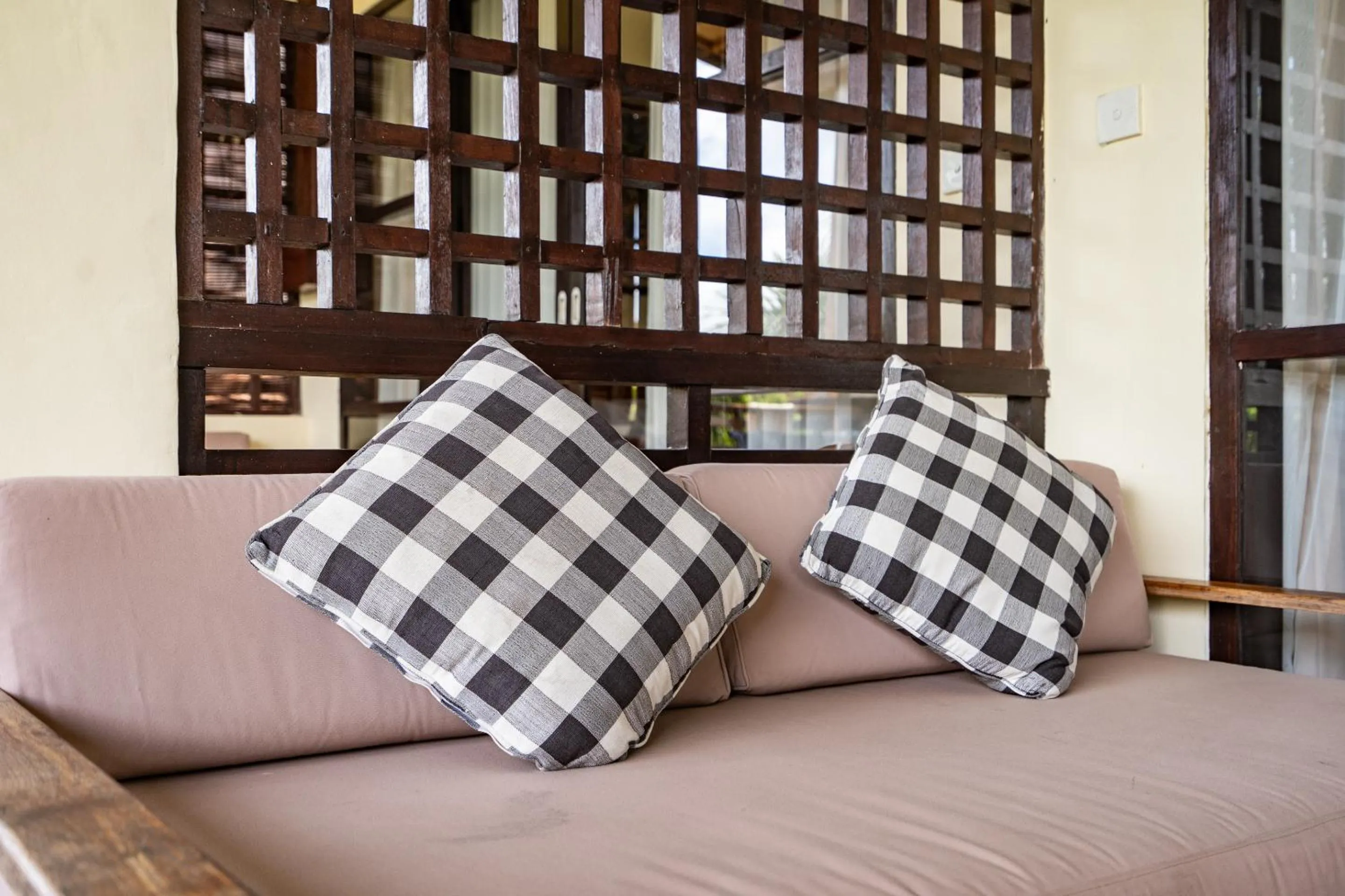 Living room, Bed in Meruhdani Boutique Hotel Ubud