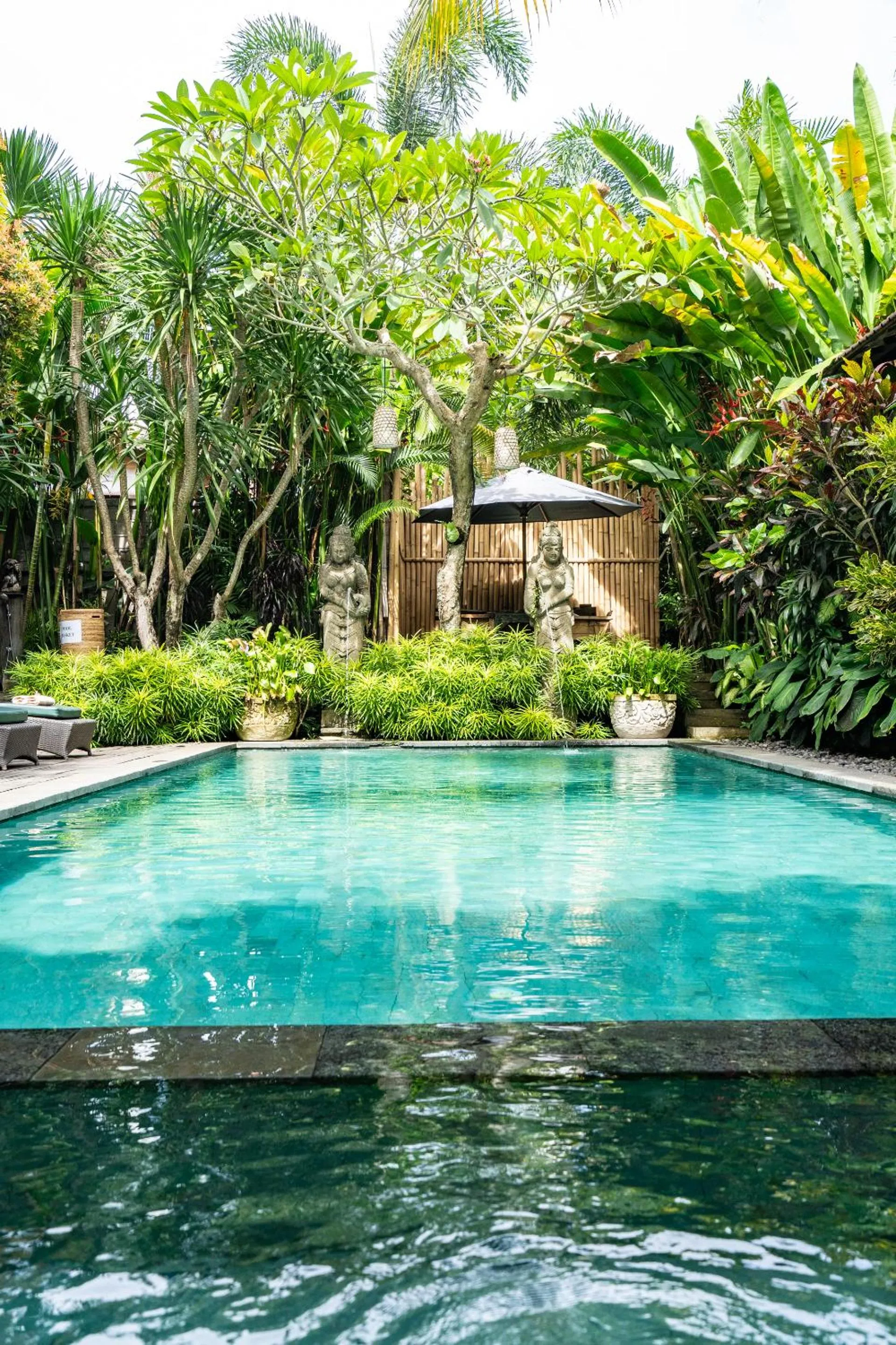 Swimming pool in Meruhdani Boutique Hotel Ubud