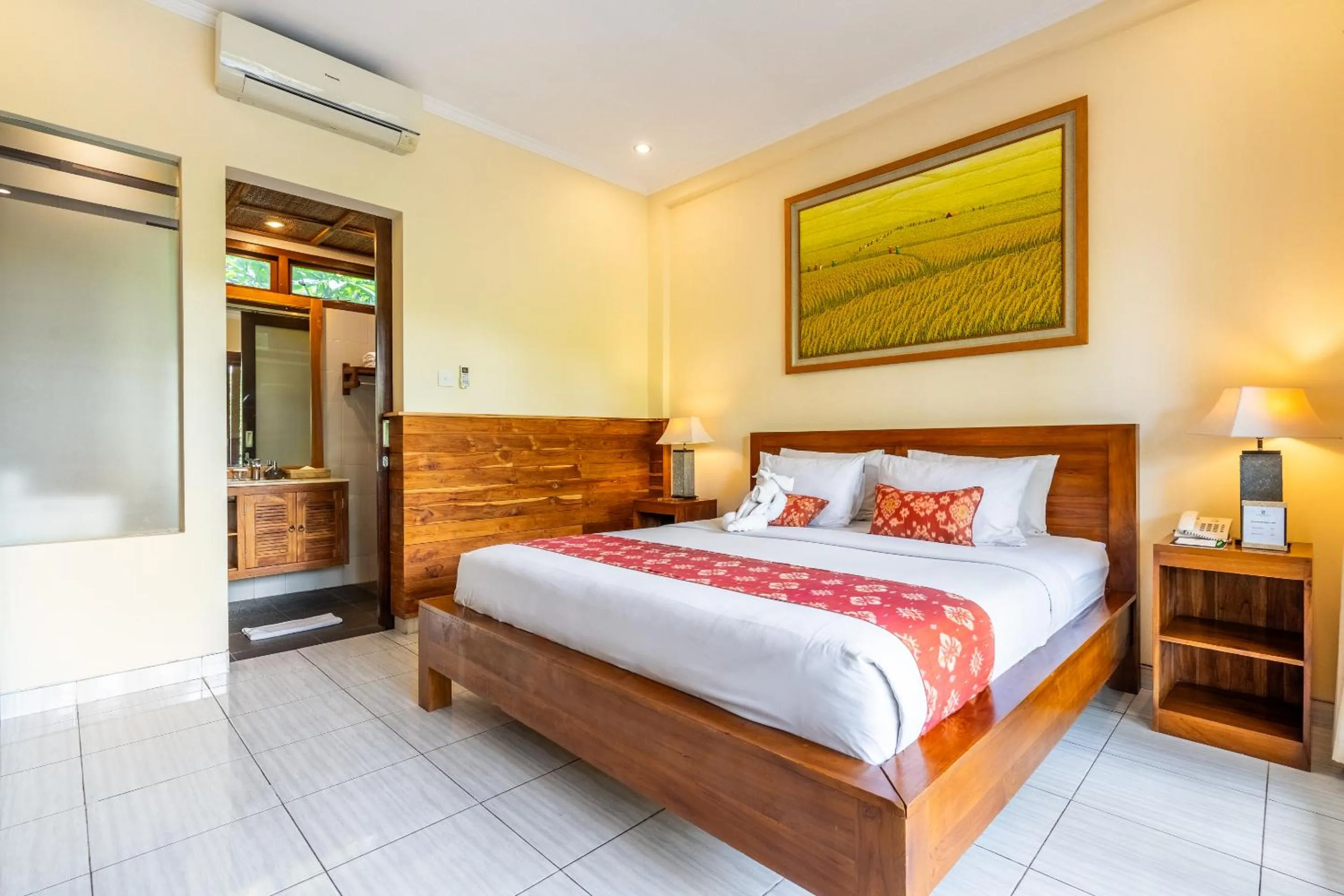 Bed in Meruhdani Boutique Hotel Ubud