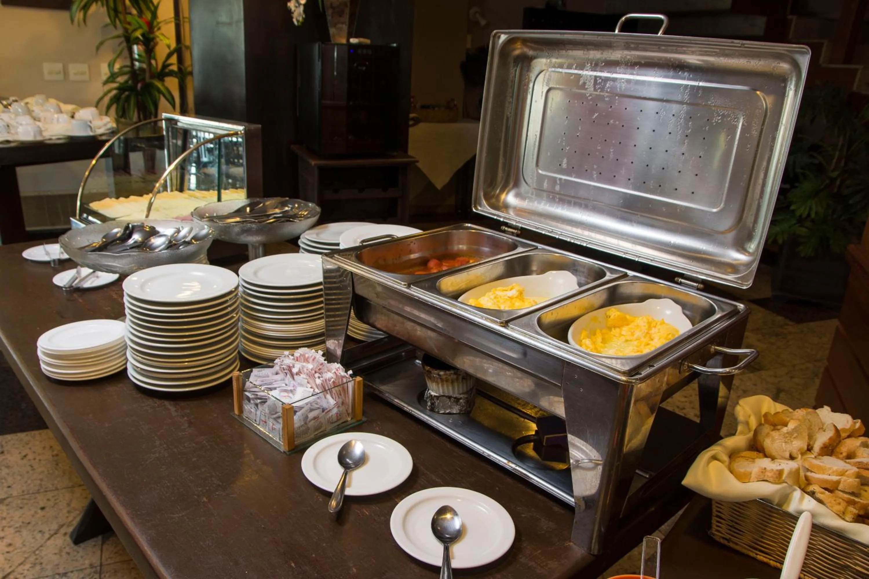 Restaurant/places to eat in Lagoa Serena Flat Hotel