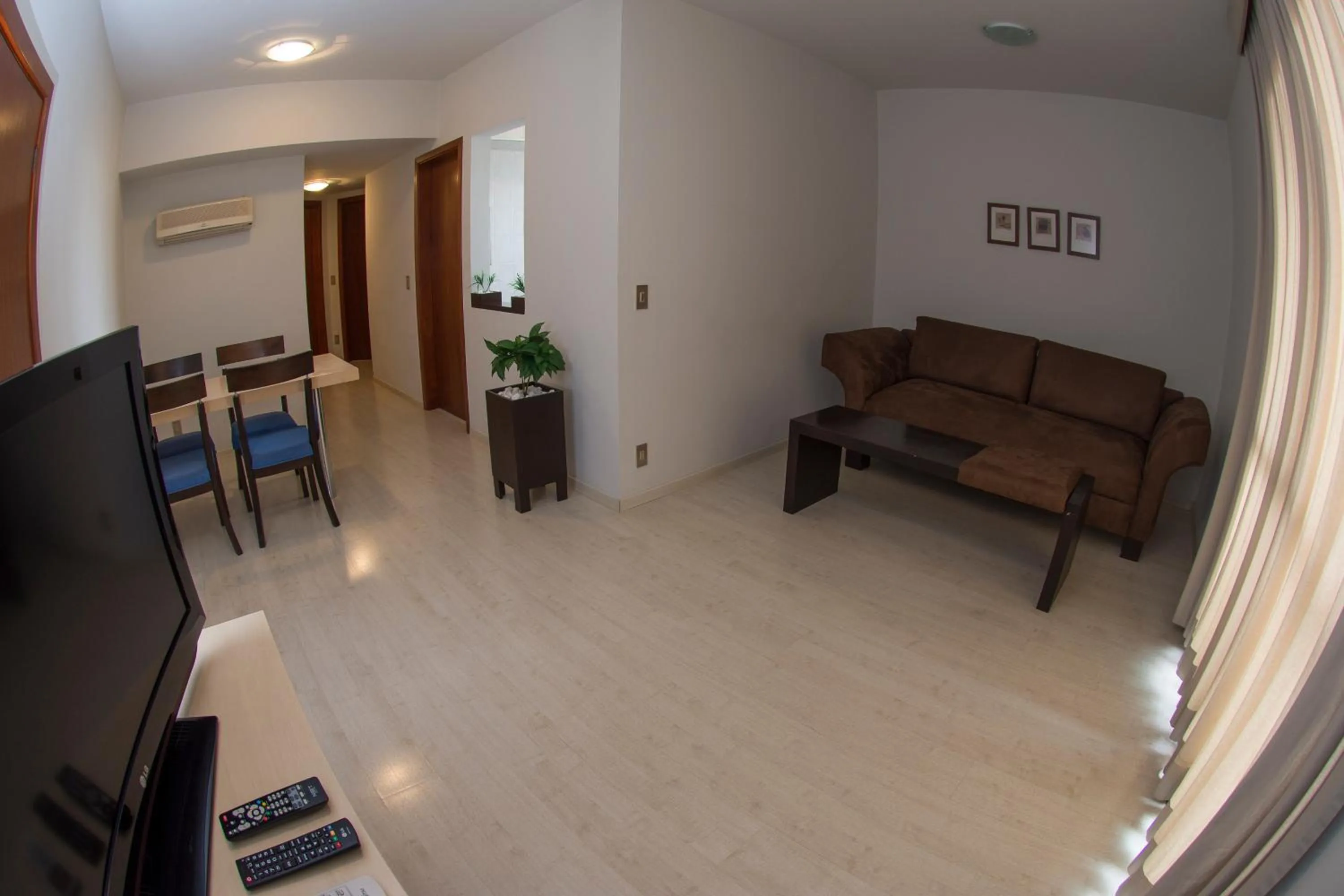 Living room in Lagoa Serena Flat Hotel