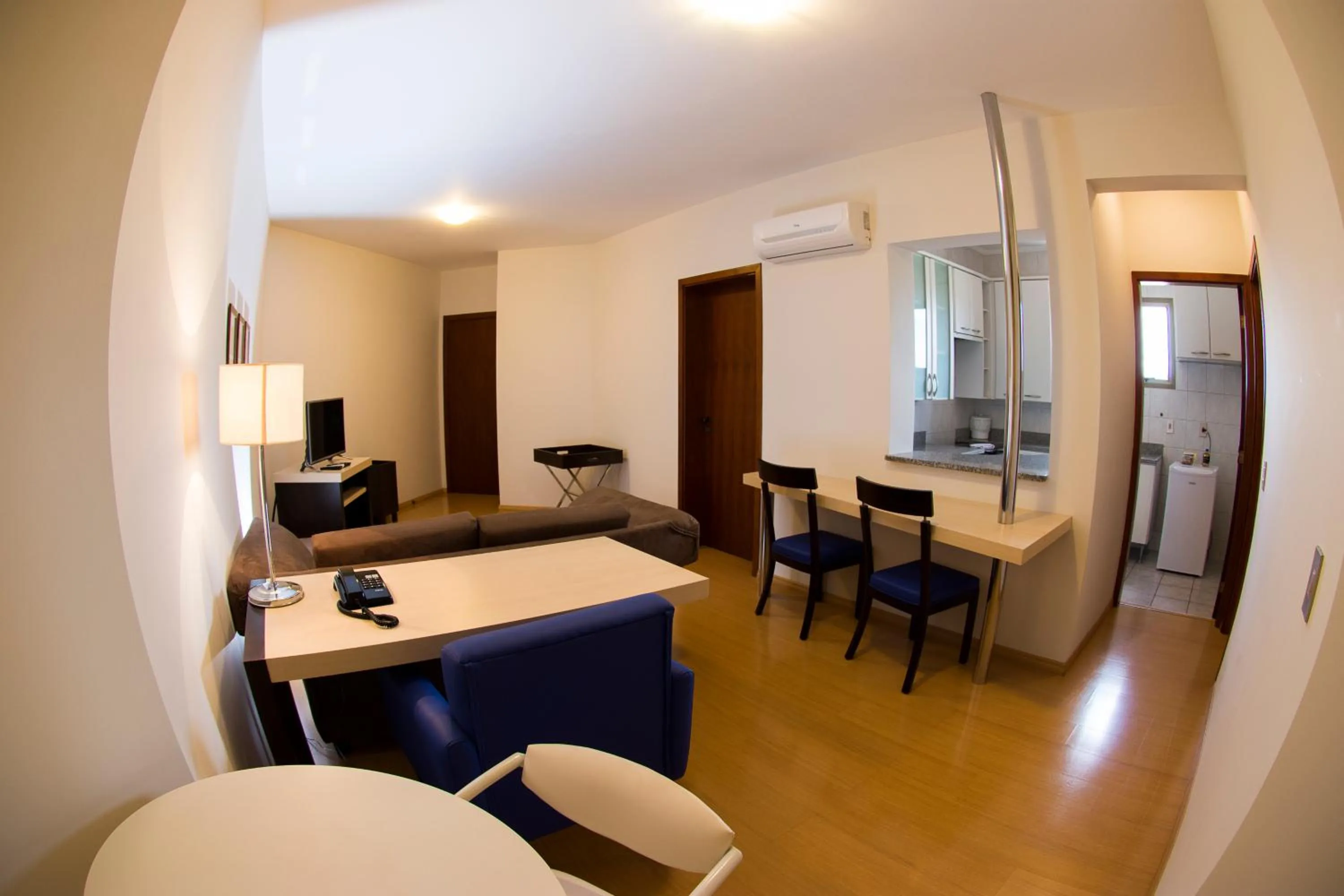 Living room, Bed in Lagoa Serena Flat Hotel