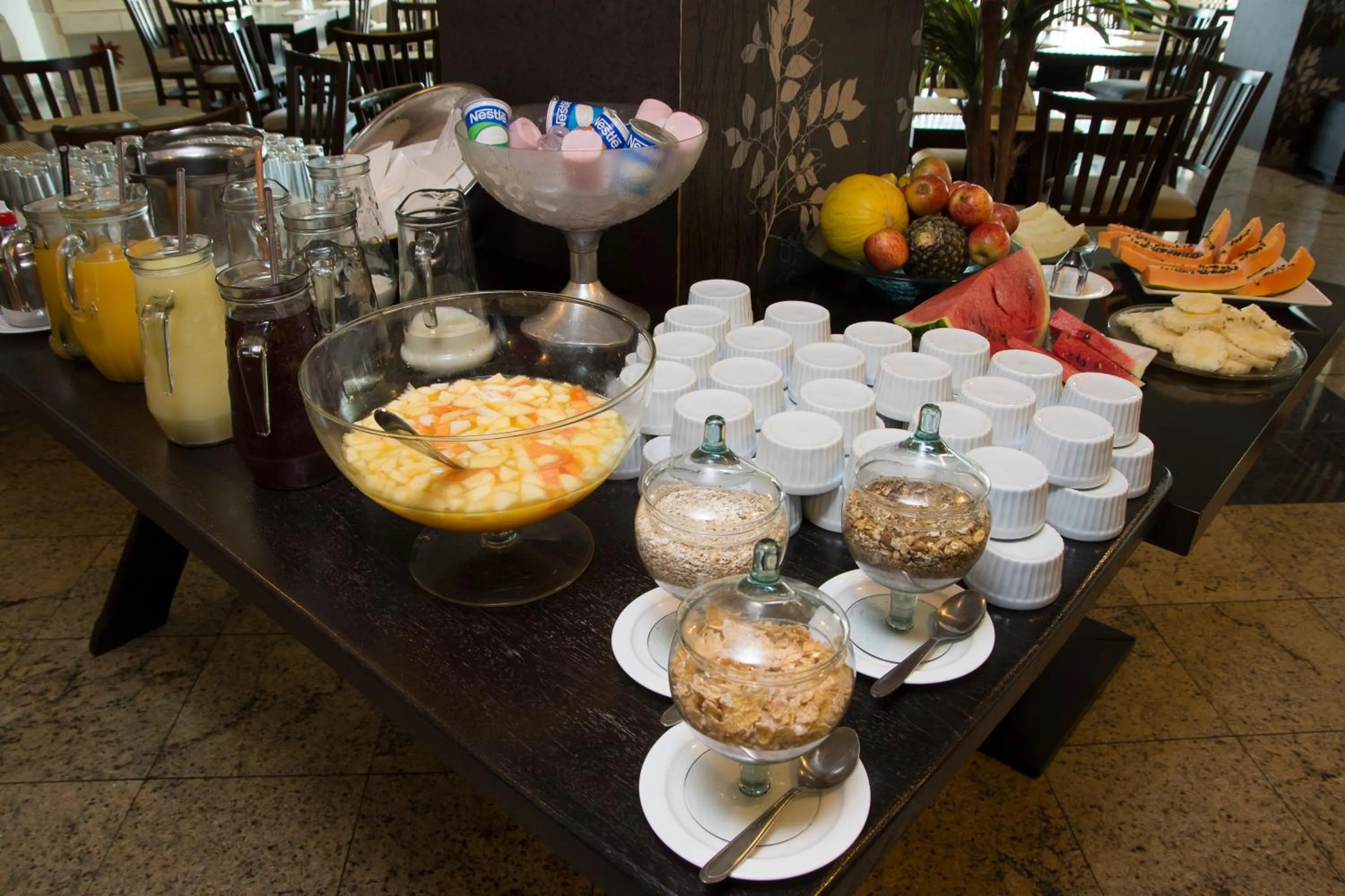 Restaurant/places to eat in Lagoa Serena Flat Hotel