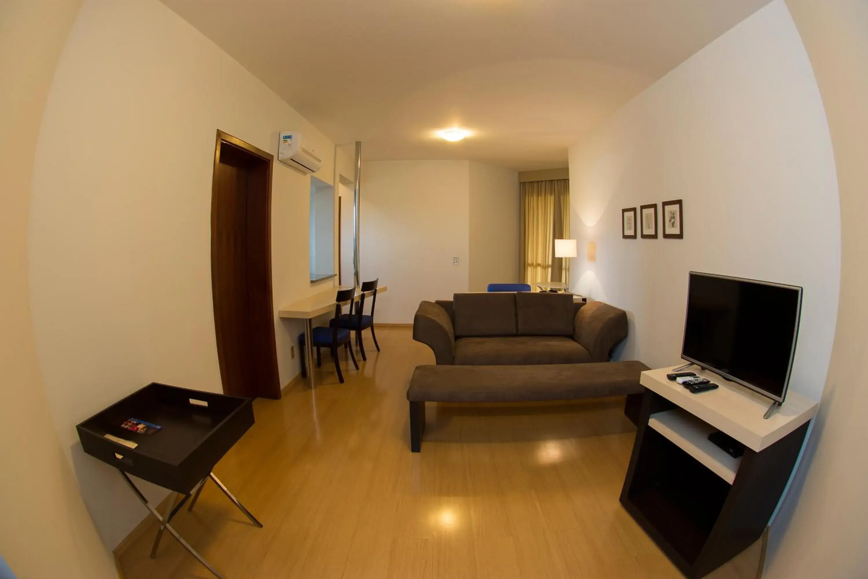 Single Room with Lake View - single occupancy in Lagoa Serena Flat Hotel Single Room with Lake View - single occupancy in Lagoa Serena Flat Hotel