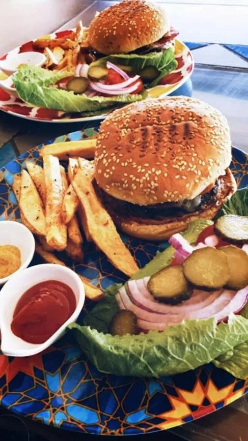 Restaurant/places to eat in Villa Star of the Sea