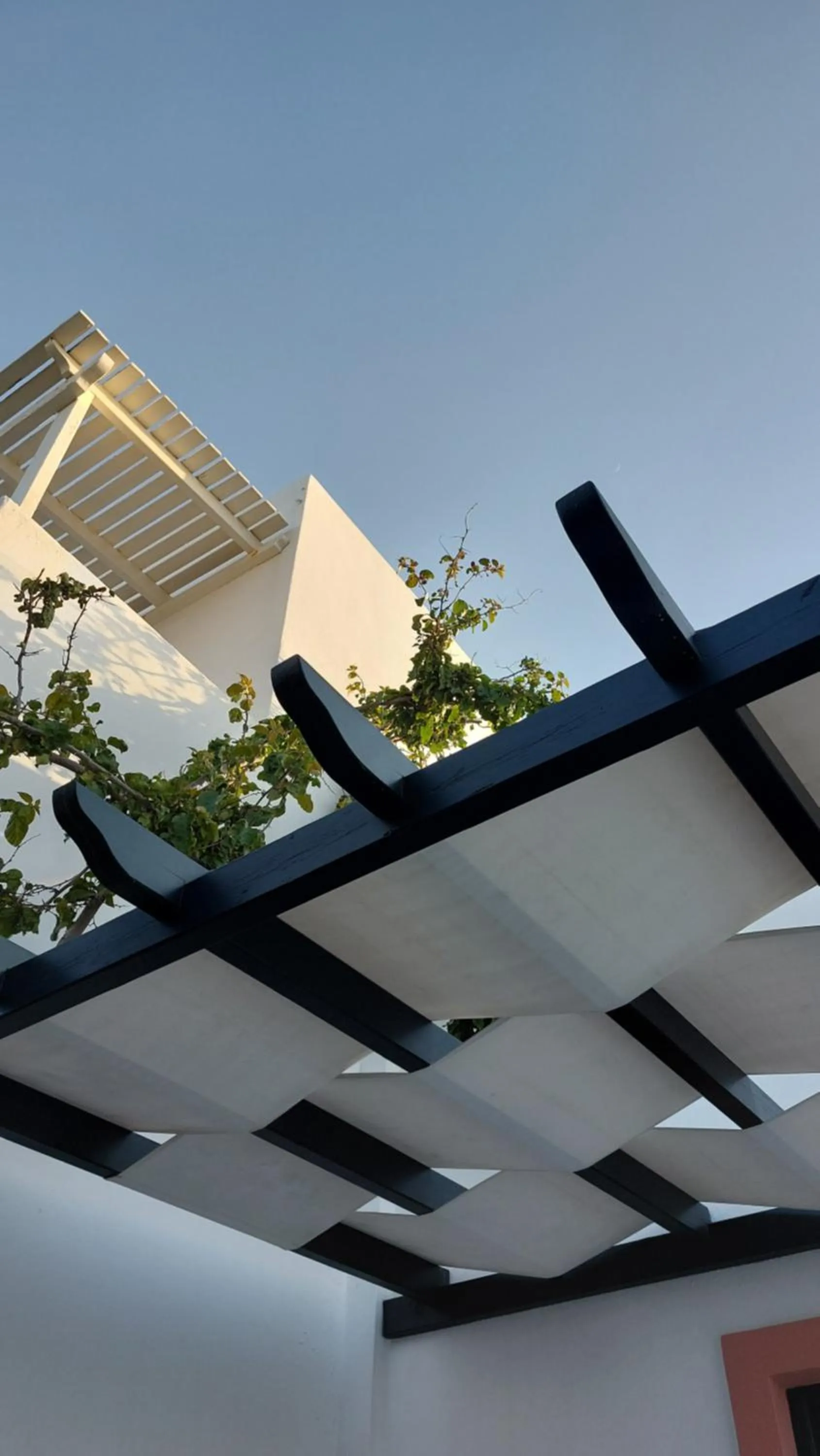 Day in Anthonas Apartments