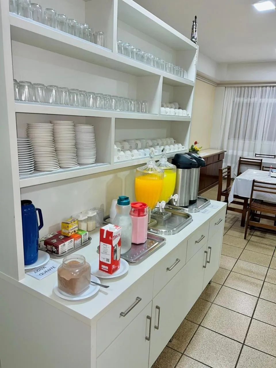 Breakfast in Tulipa Hotel