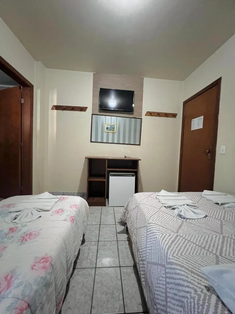 TV and multimedia, Bed in Tulipa Hotel