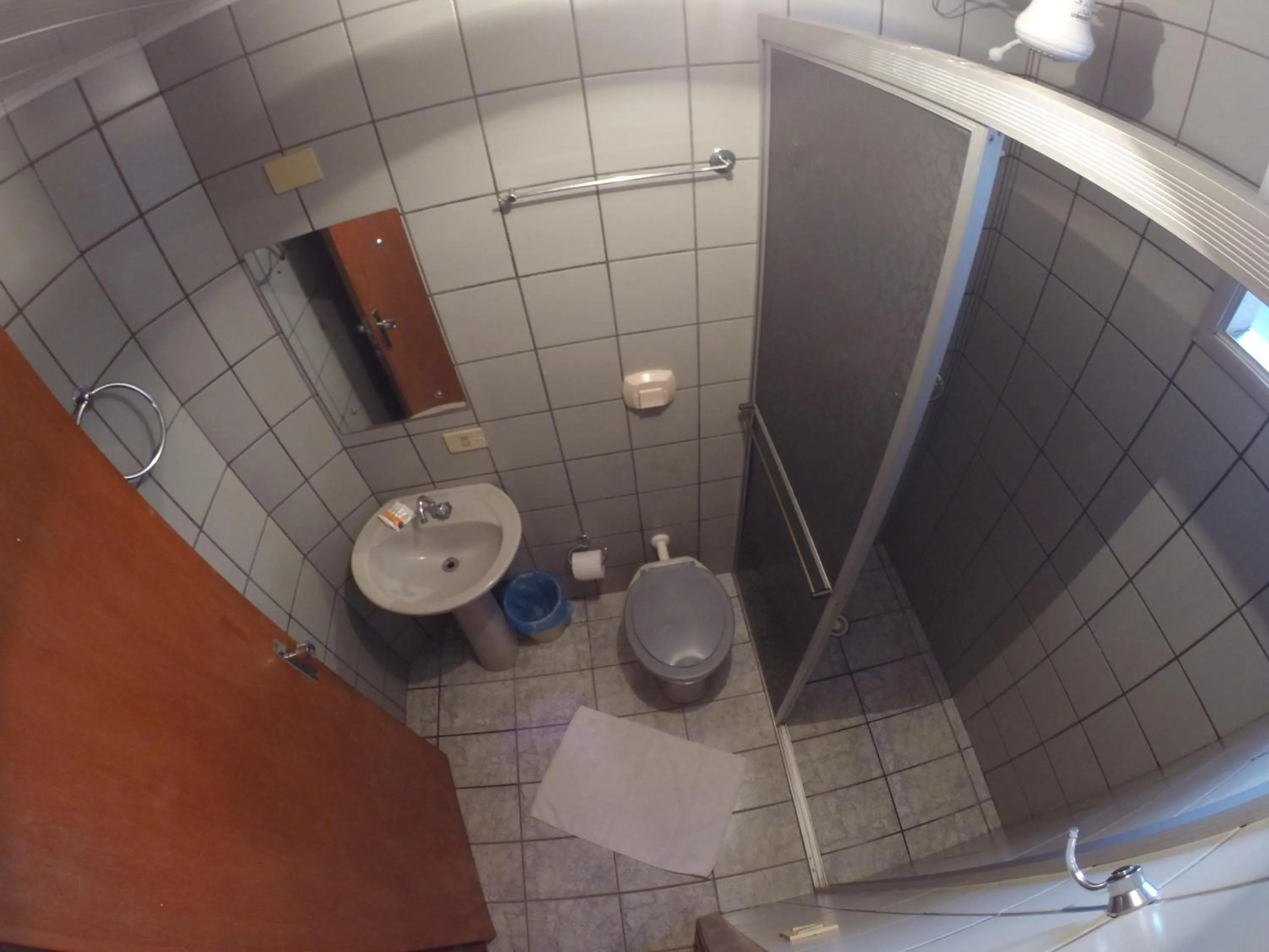 Bathroom in Tulipa Hotel