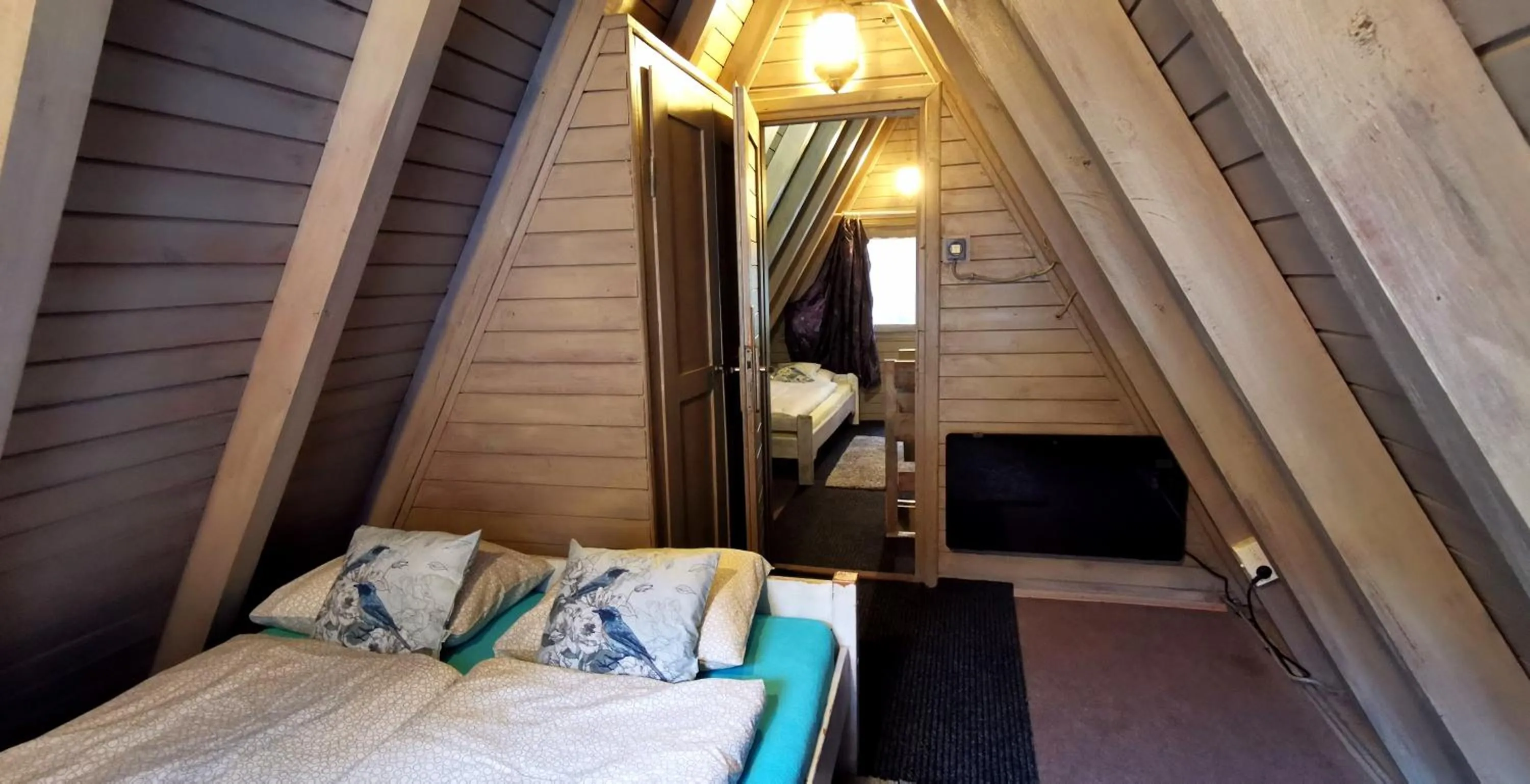 Bedroom, Bed in Osada pod Beskidem- chatki całoroczne