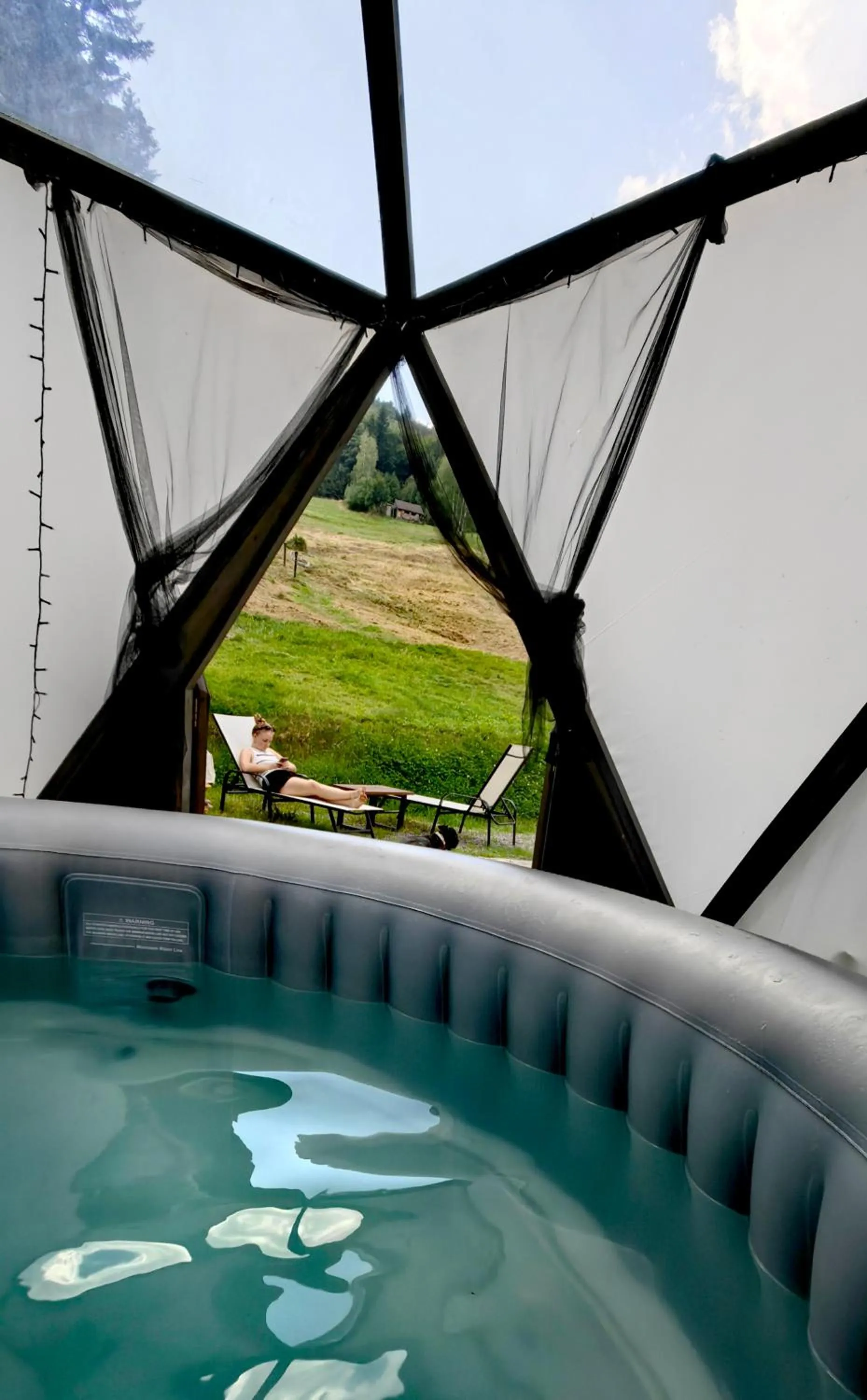 Swimming pool in Osada pod Beskidem- chatki całoroczne