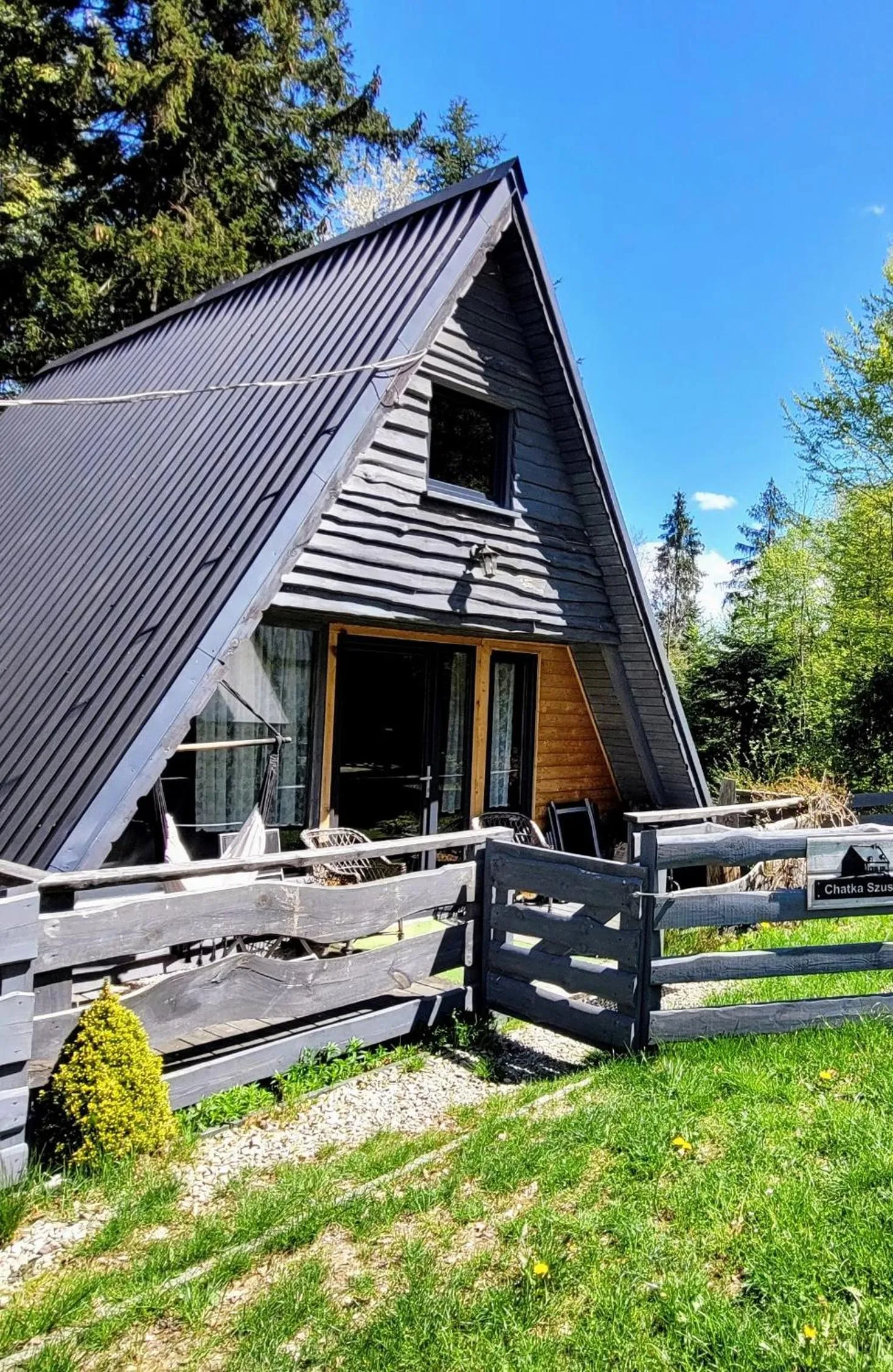 Property building in Osada pod Beskidem- chatki całoroczne