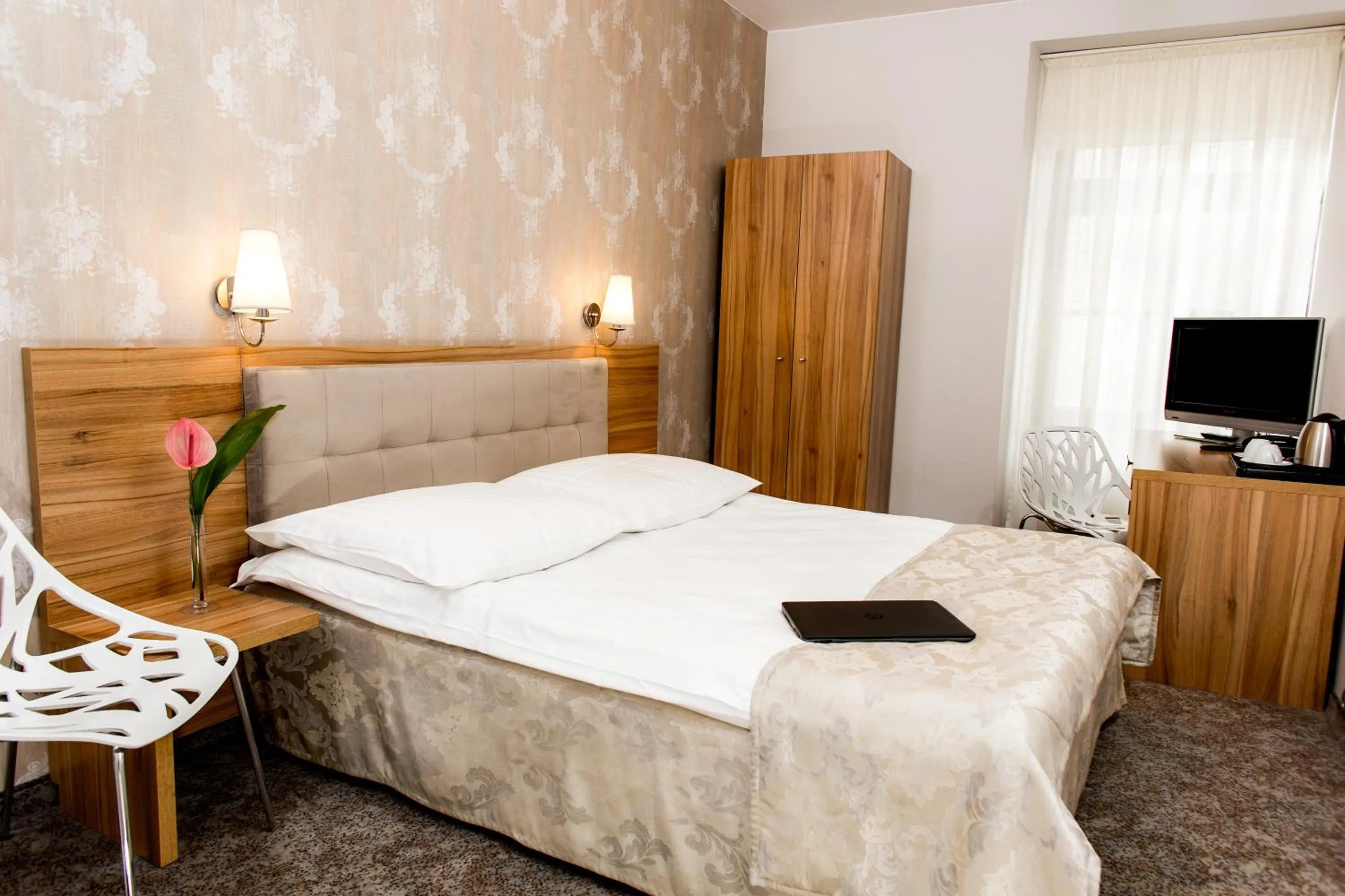 Bed in Tulip Hotels - Wroclaw Patio