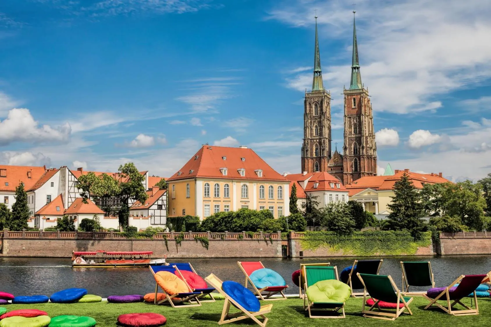 Nearby landmark in Tulip Hotels - Wroclaw Patio