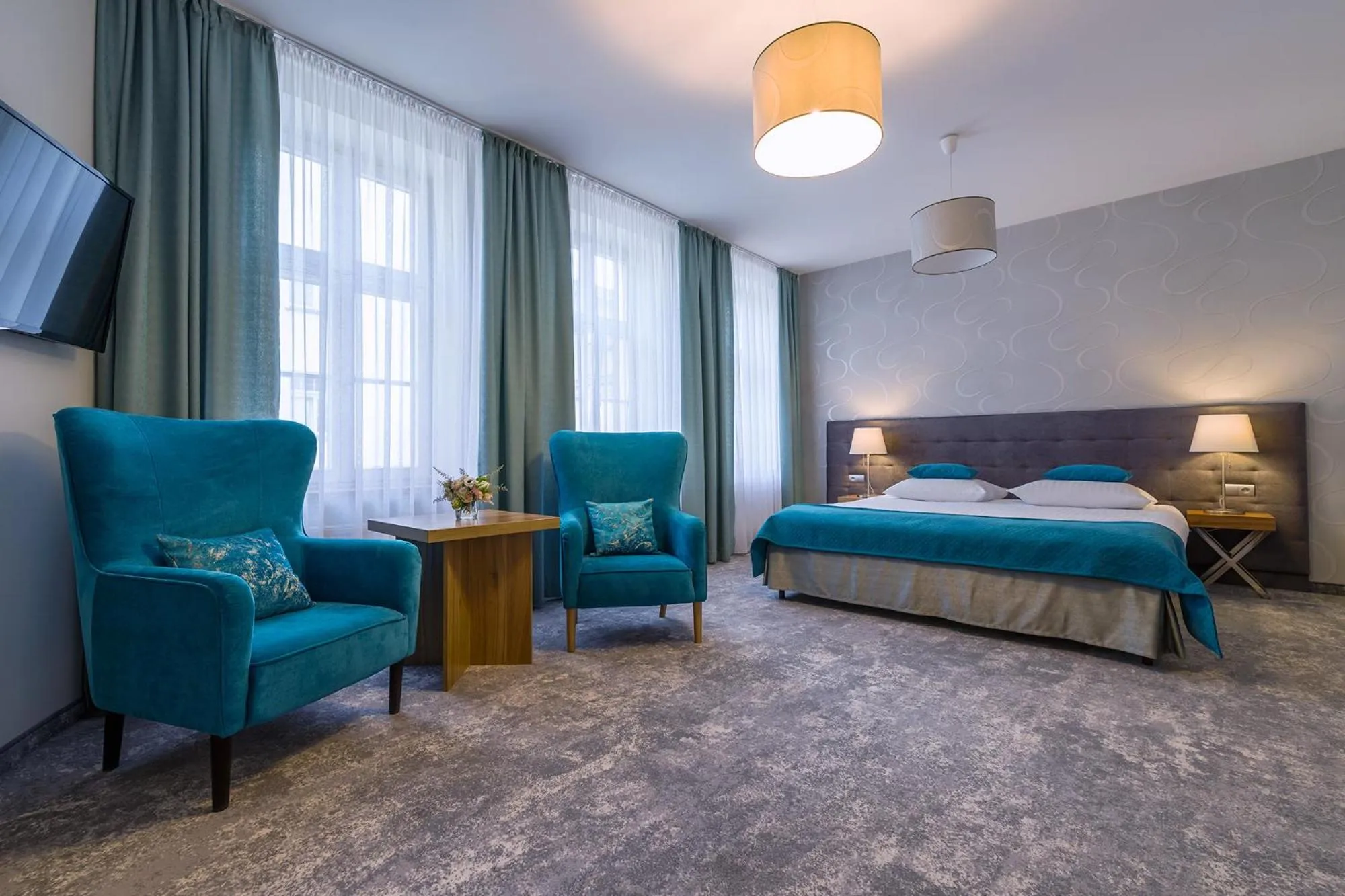 Photo of the whole room, Bed in Tulip Hotels - Wroclaw Patio