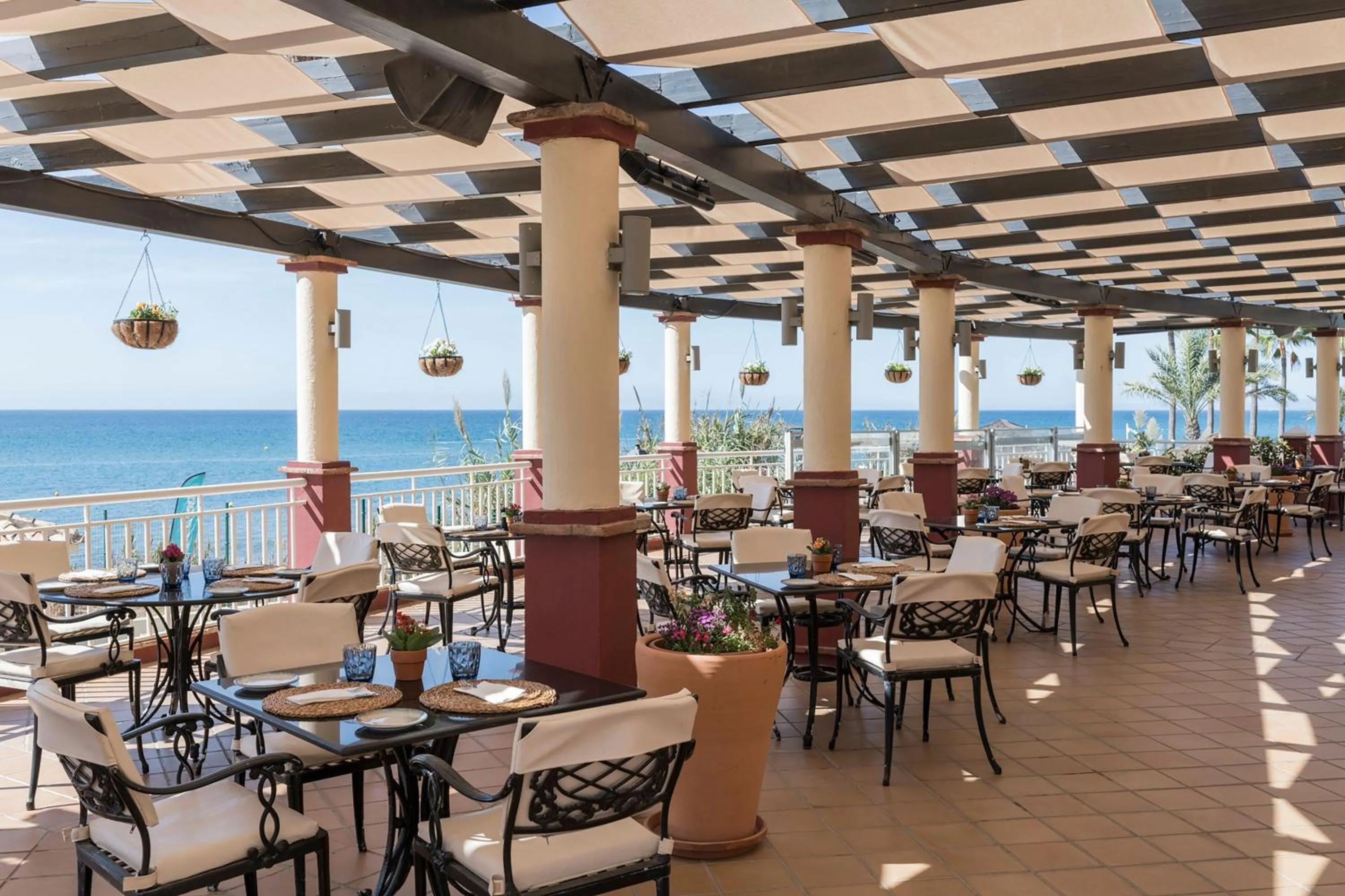 Restaurant/places to eat in Marriott's Marbella Beach Resort