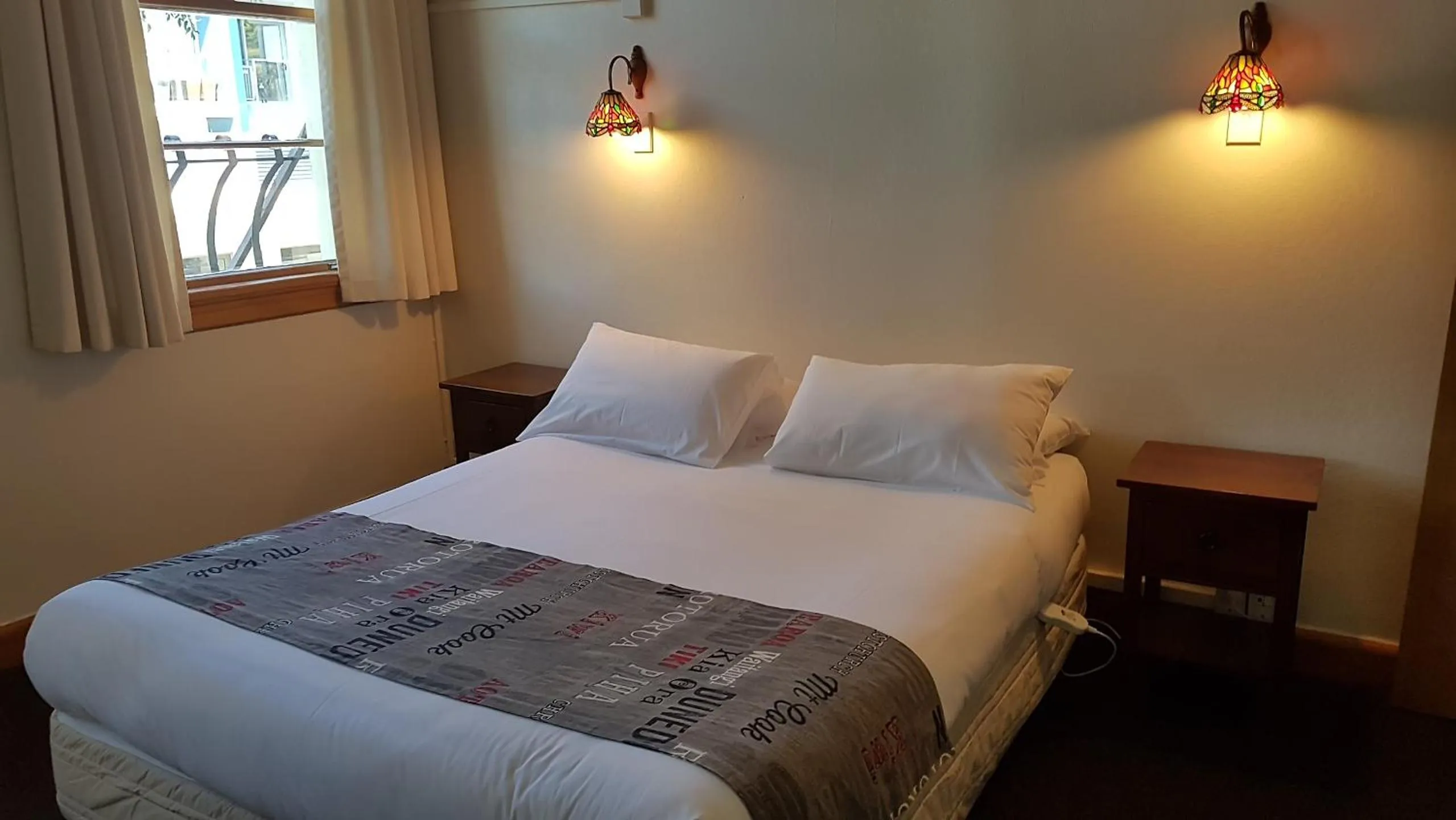 Bed in Whakatane Hotel
