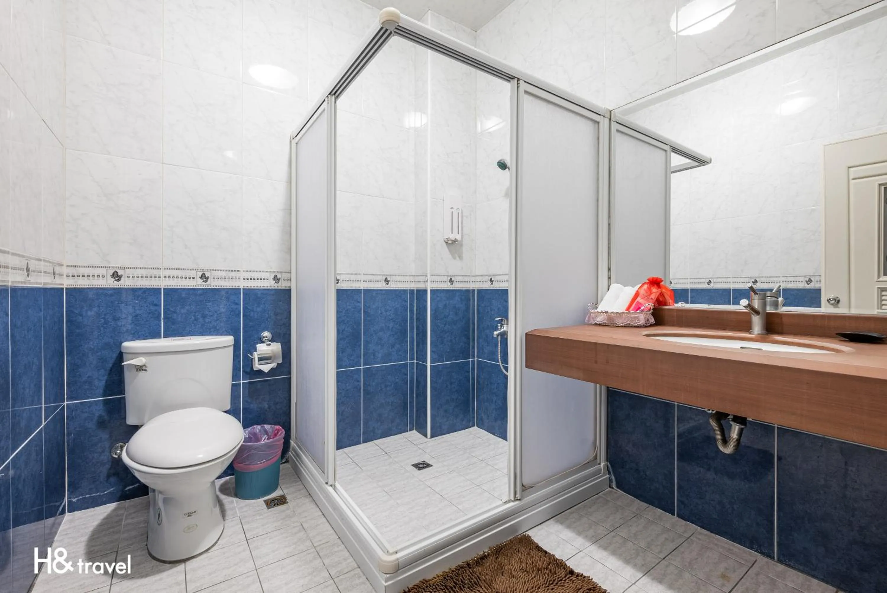 Toilet in Shan Tyi Homestay