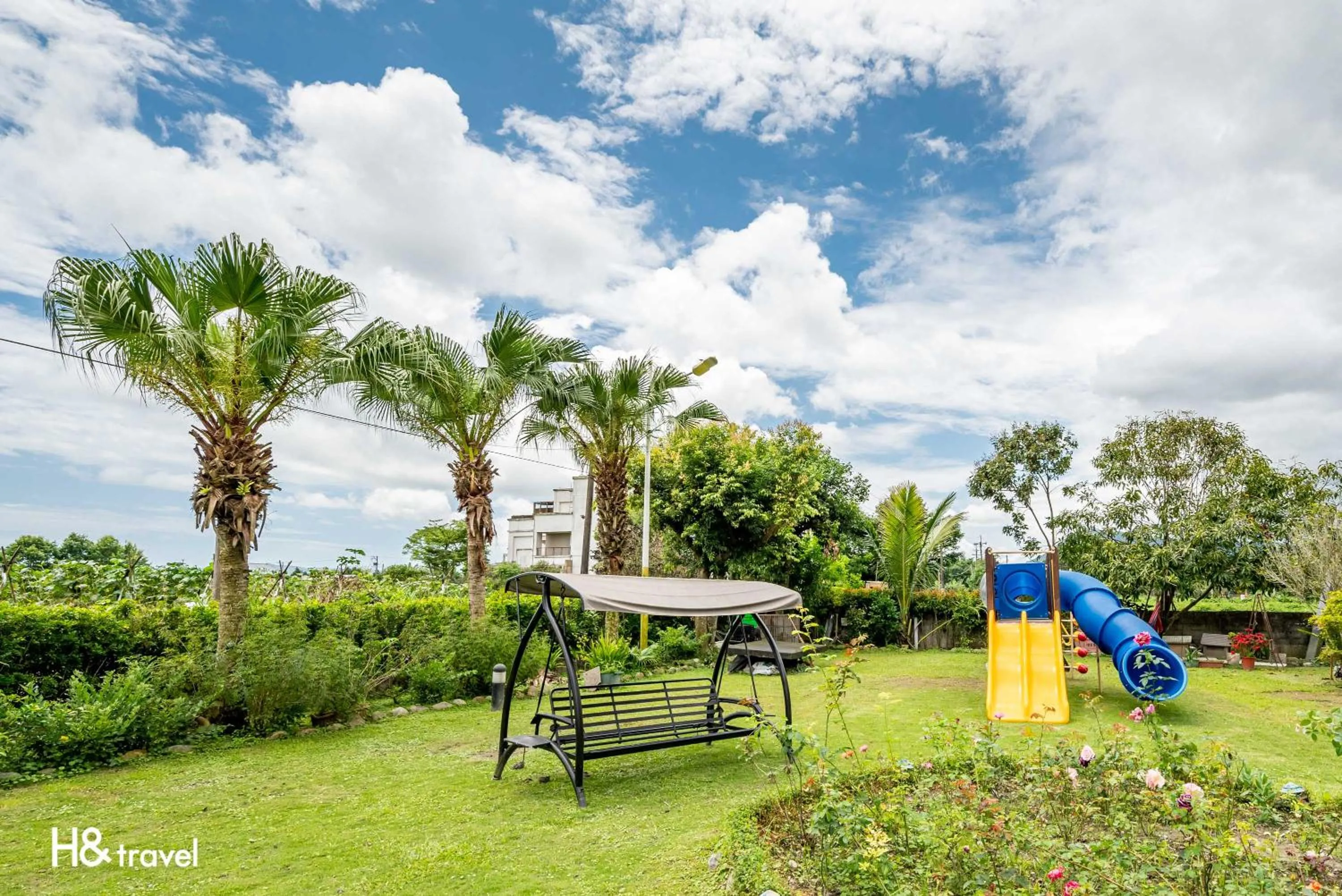 Property building in Shan Tyi Homestay