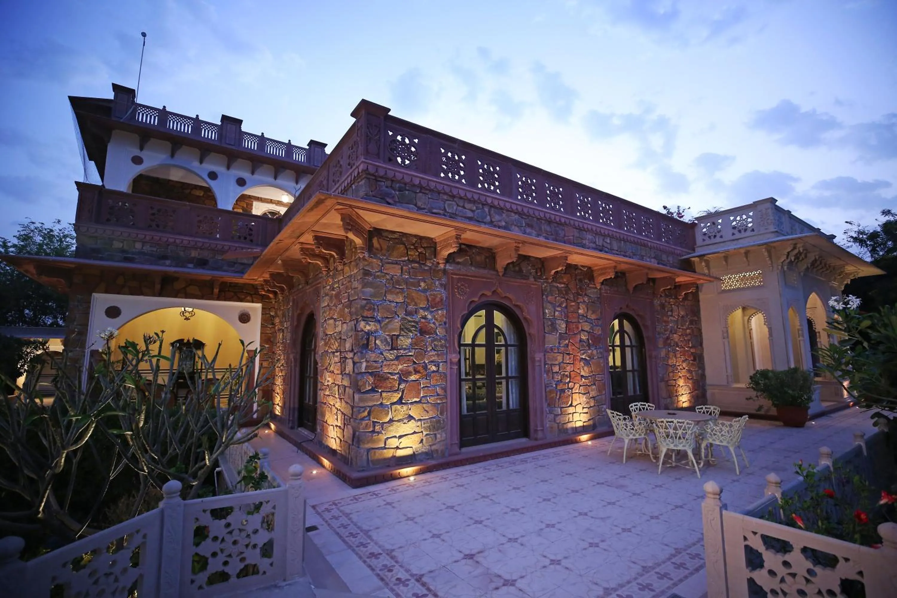 Facade/entrance in Khas Bagh
