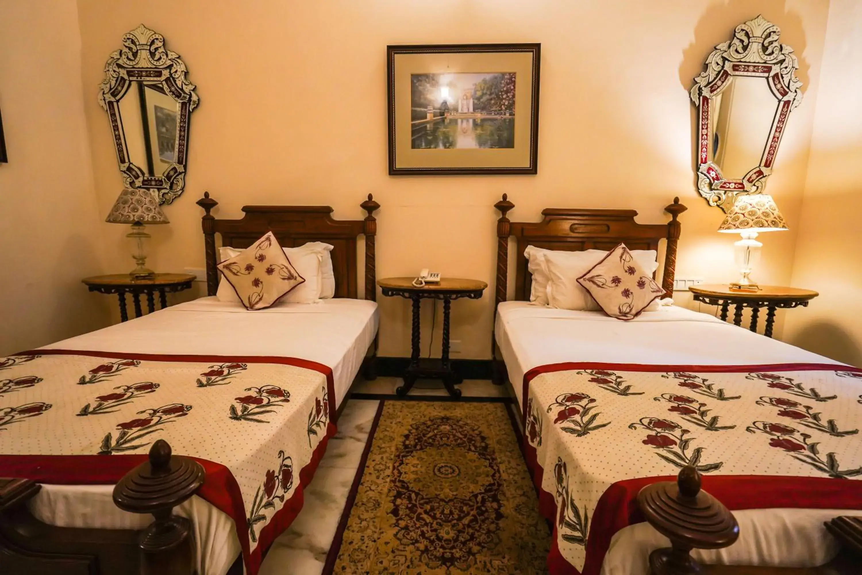 Deluxe Twin Room in Khas Bagh Deluxe Twin Room in Khas Bagh