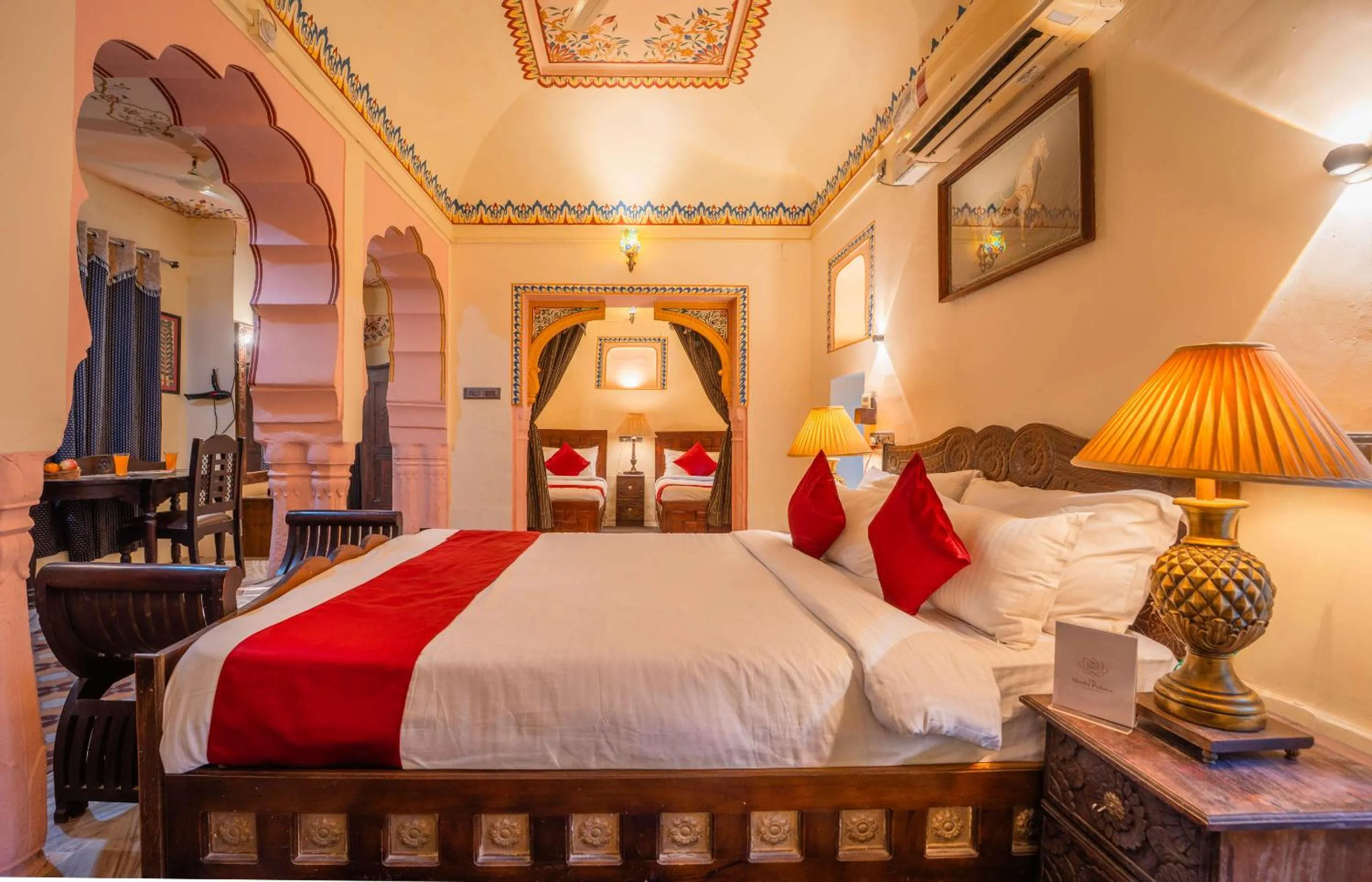 Bed in Hotel Shahi Palace Mandawa