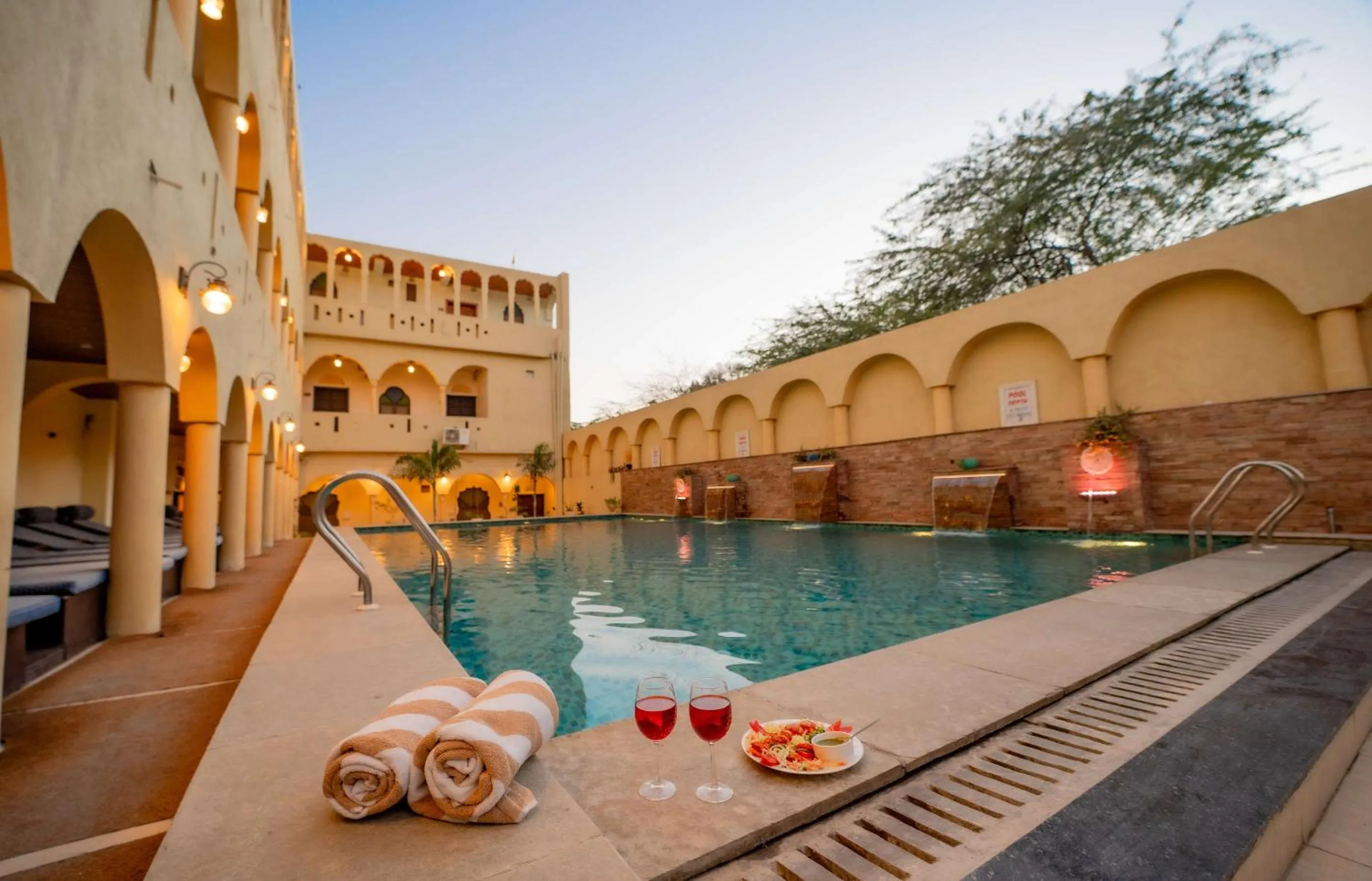 Property building in Hotel Shahi Palace Mandawa