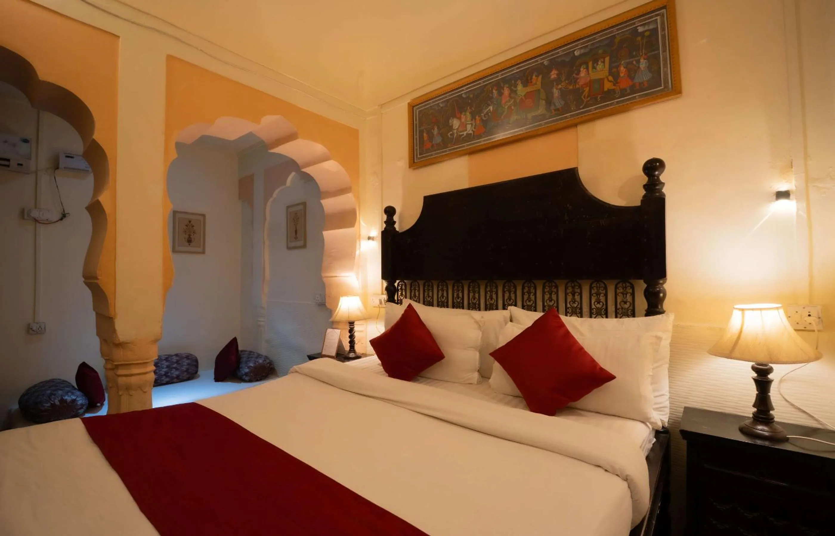 Bedroom, Bed in Hotel Shahi Palace Mandawa