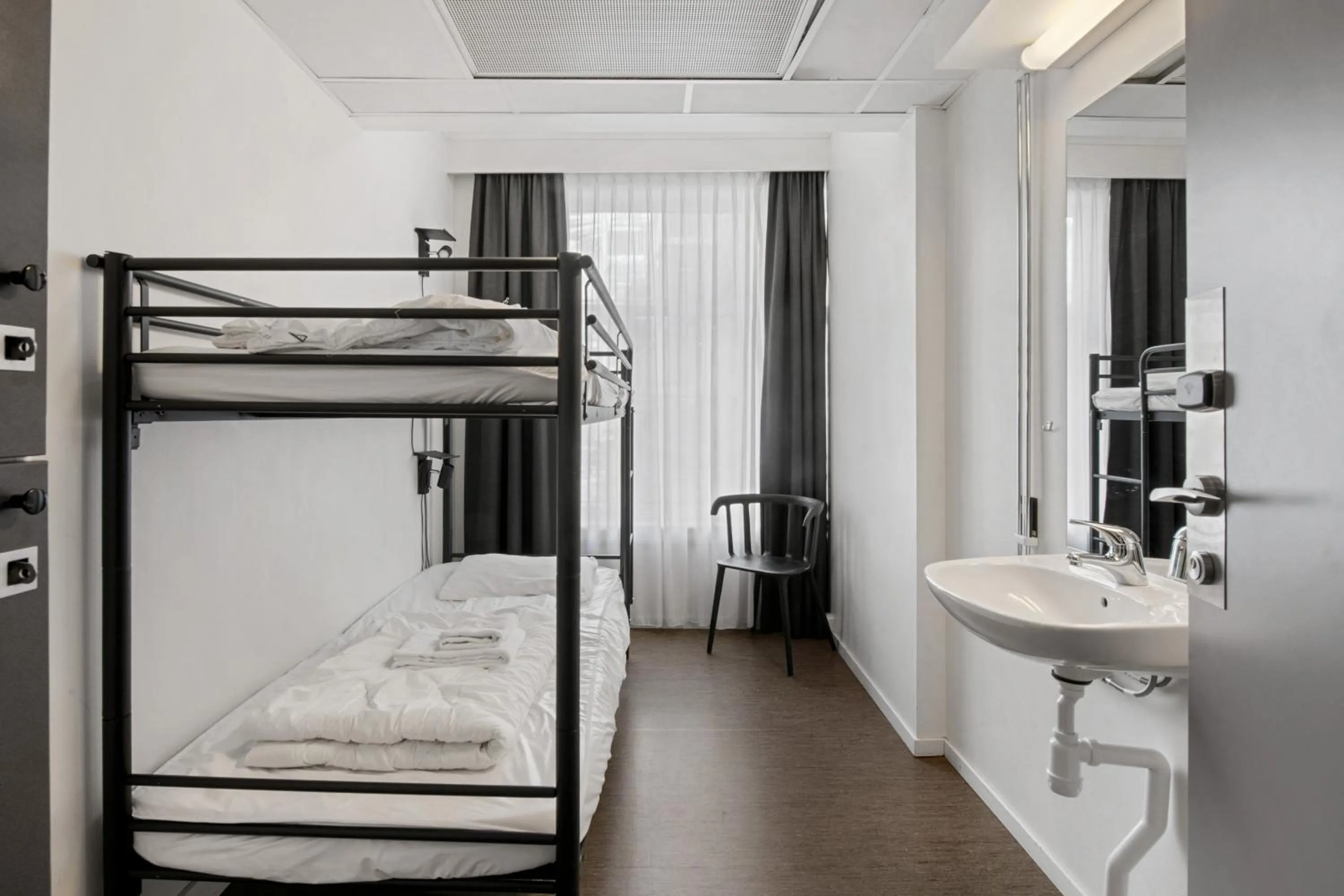 Photo of the whole room, Bed in K7 Hotel Oslo