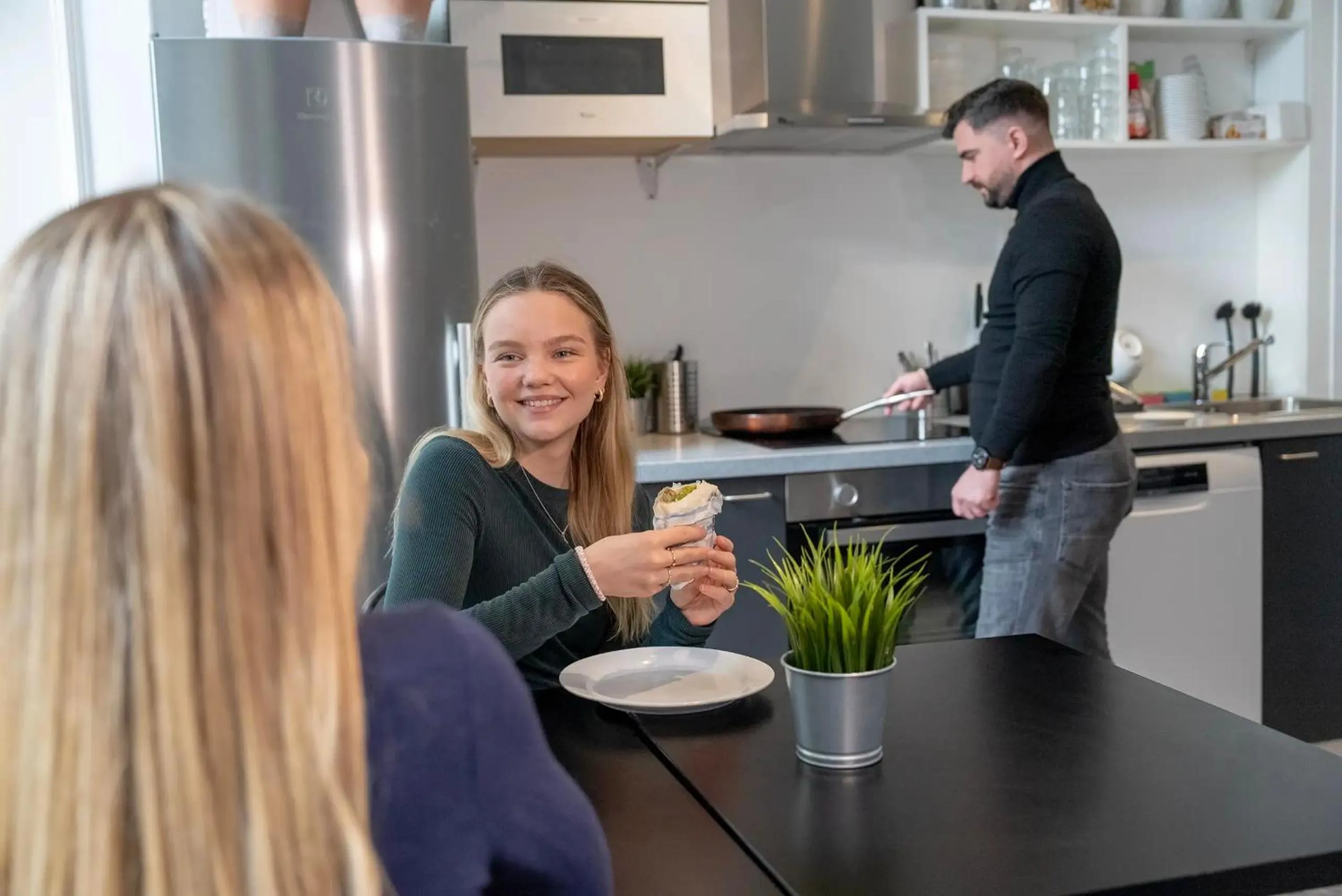 Communal kitchen in Saga Hotel Oslo Central
