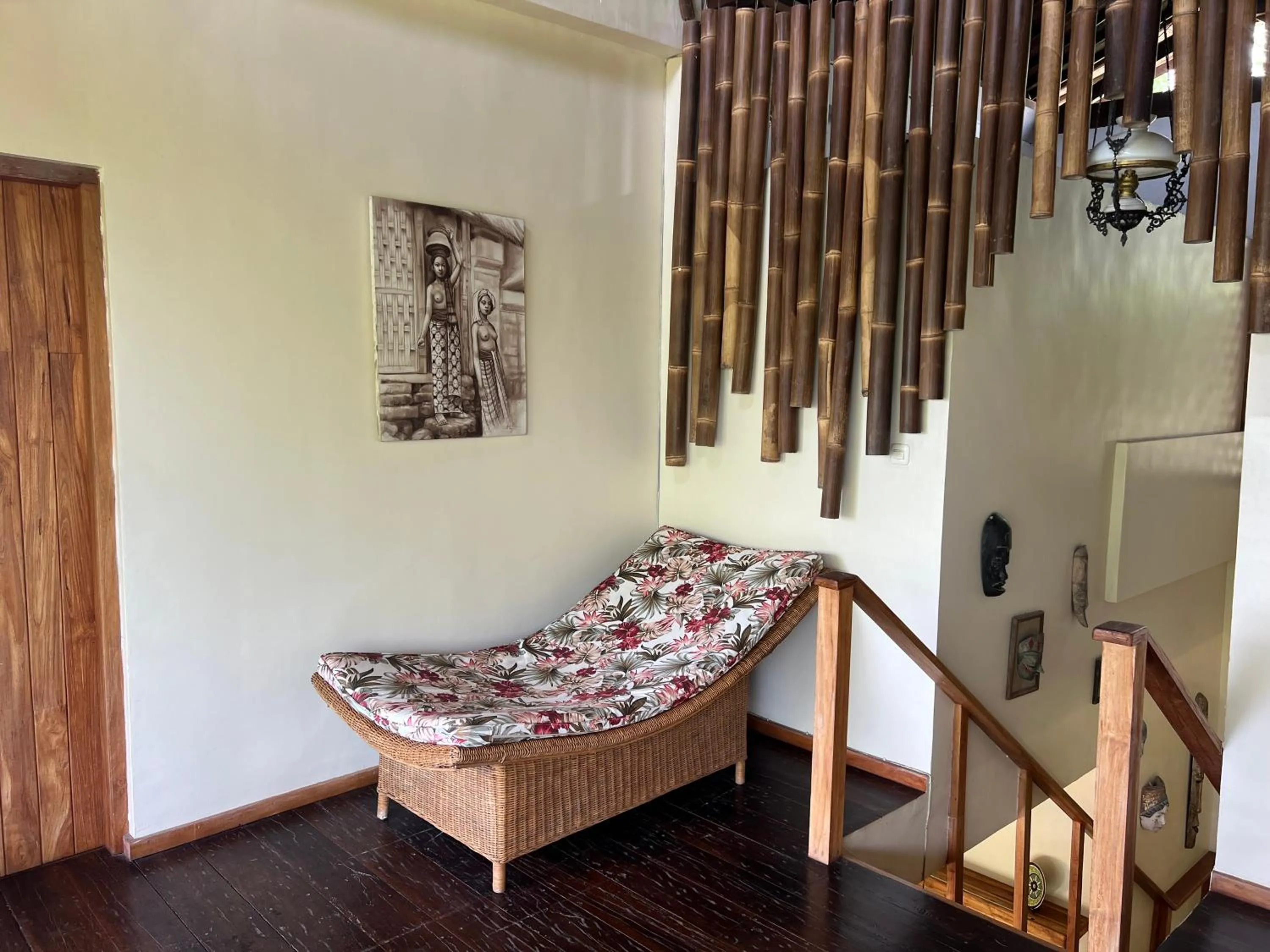 Seating area in Breezy Point Villas