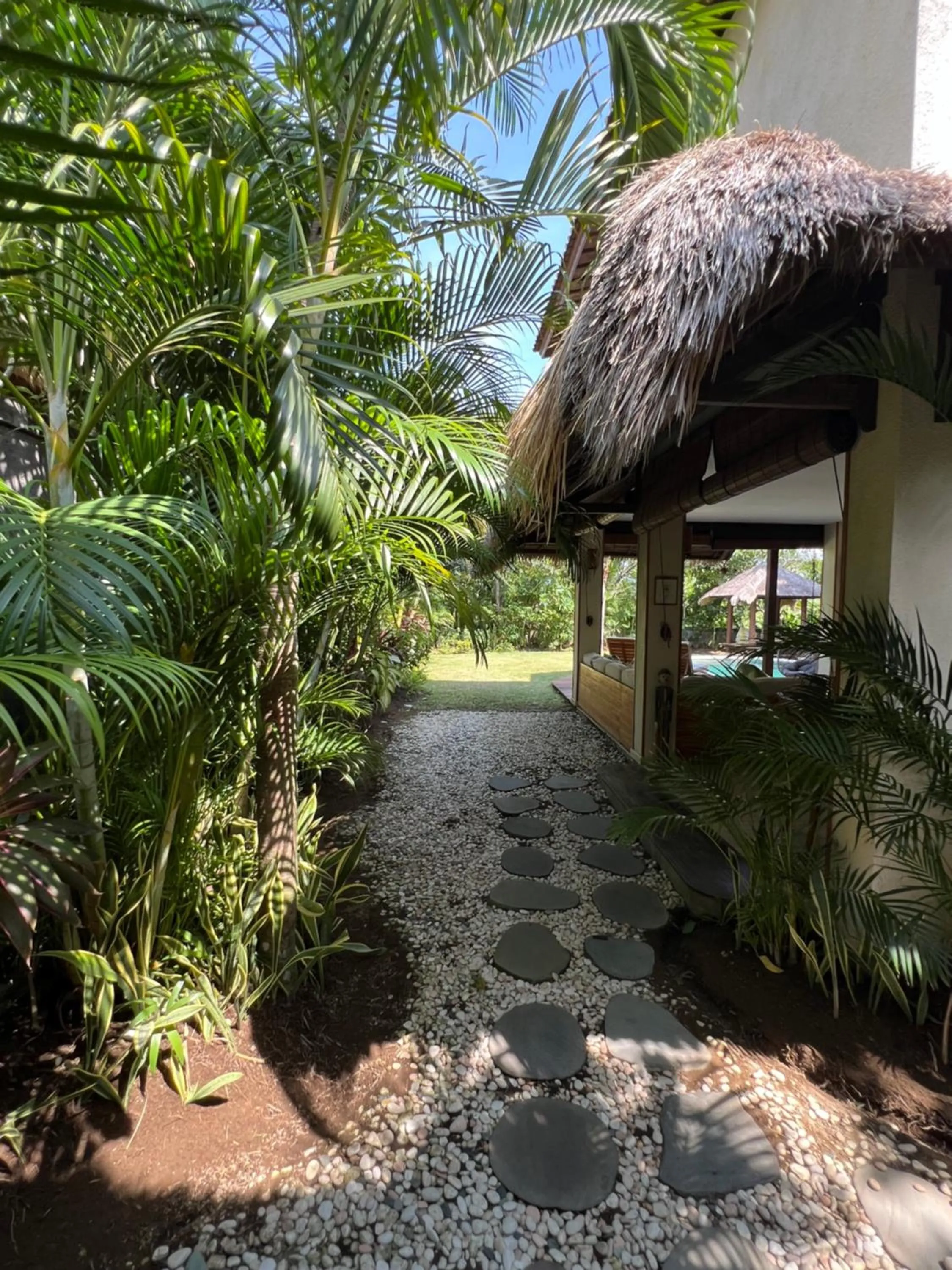 Garden in Breezy Point Villas