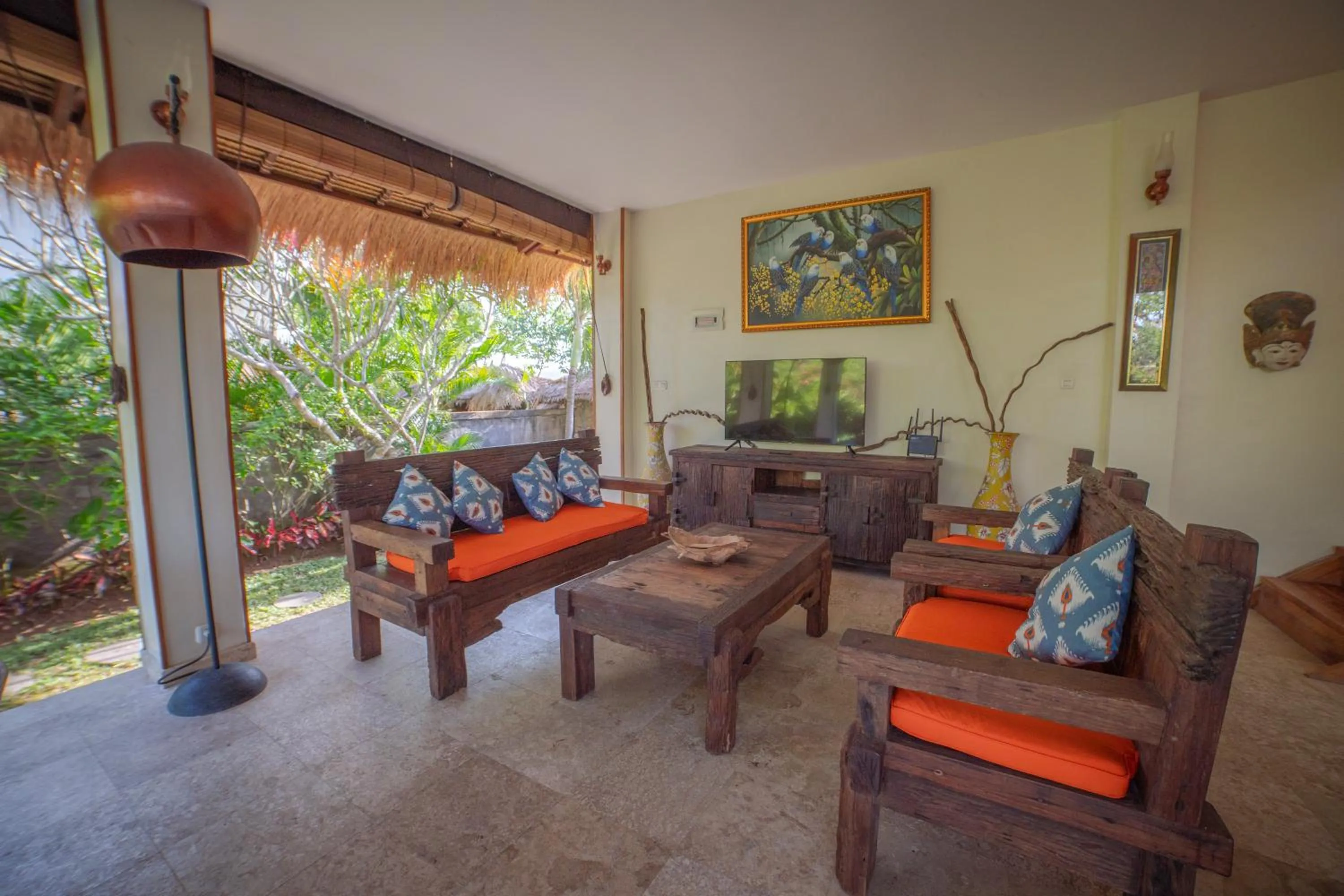 Living room in Breezy Point Villas