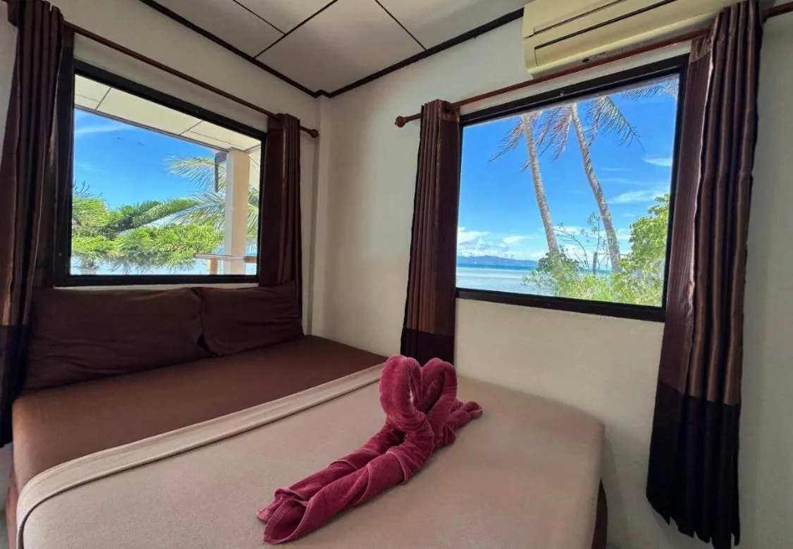 Bed in Phangan Lodge