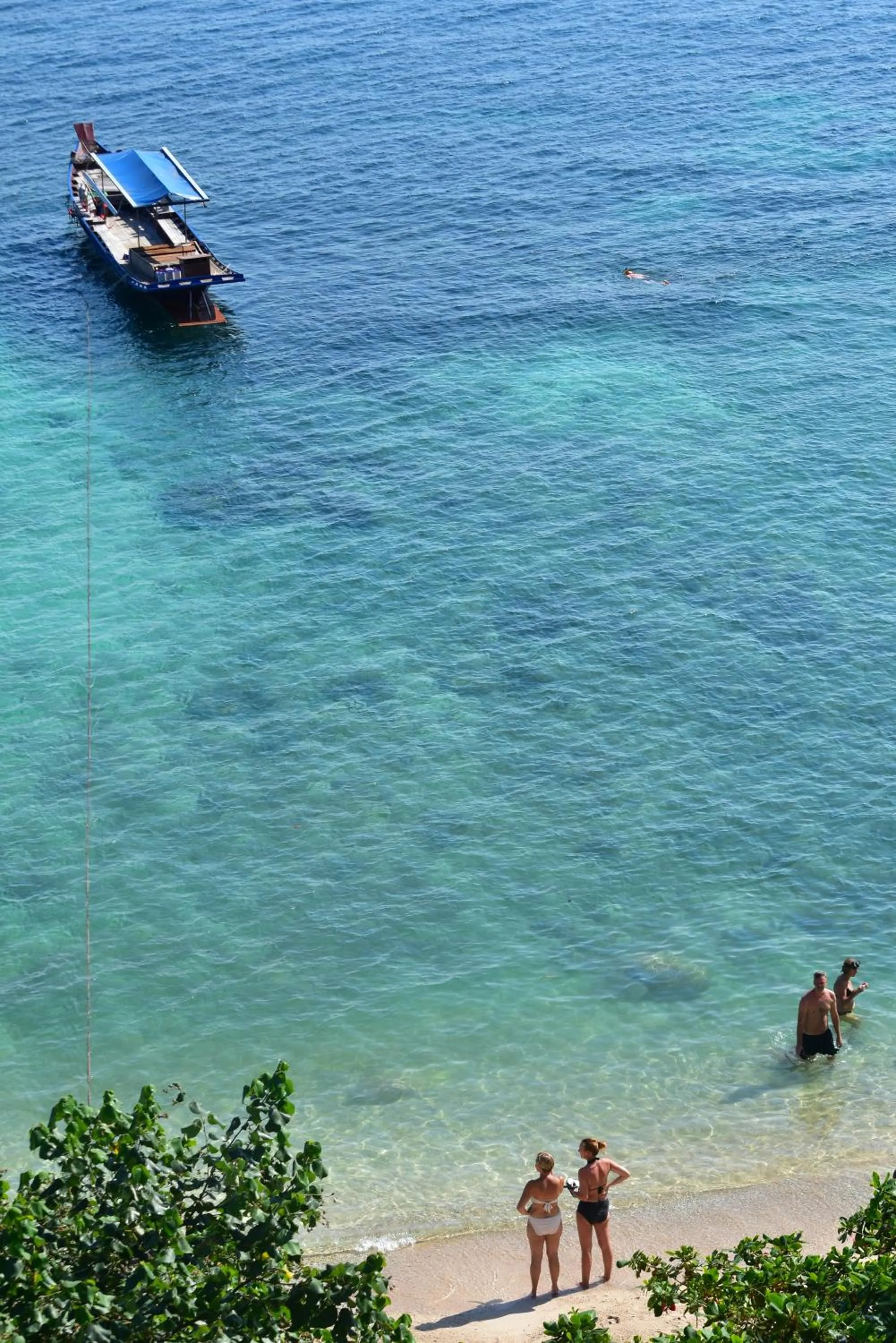 Beach in Sai Daeng Resort