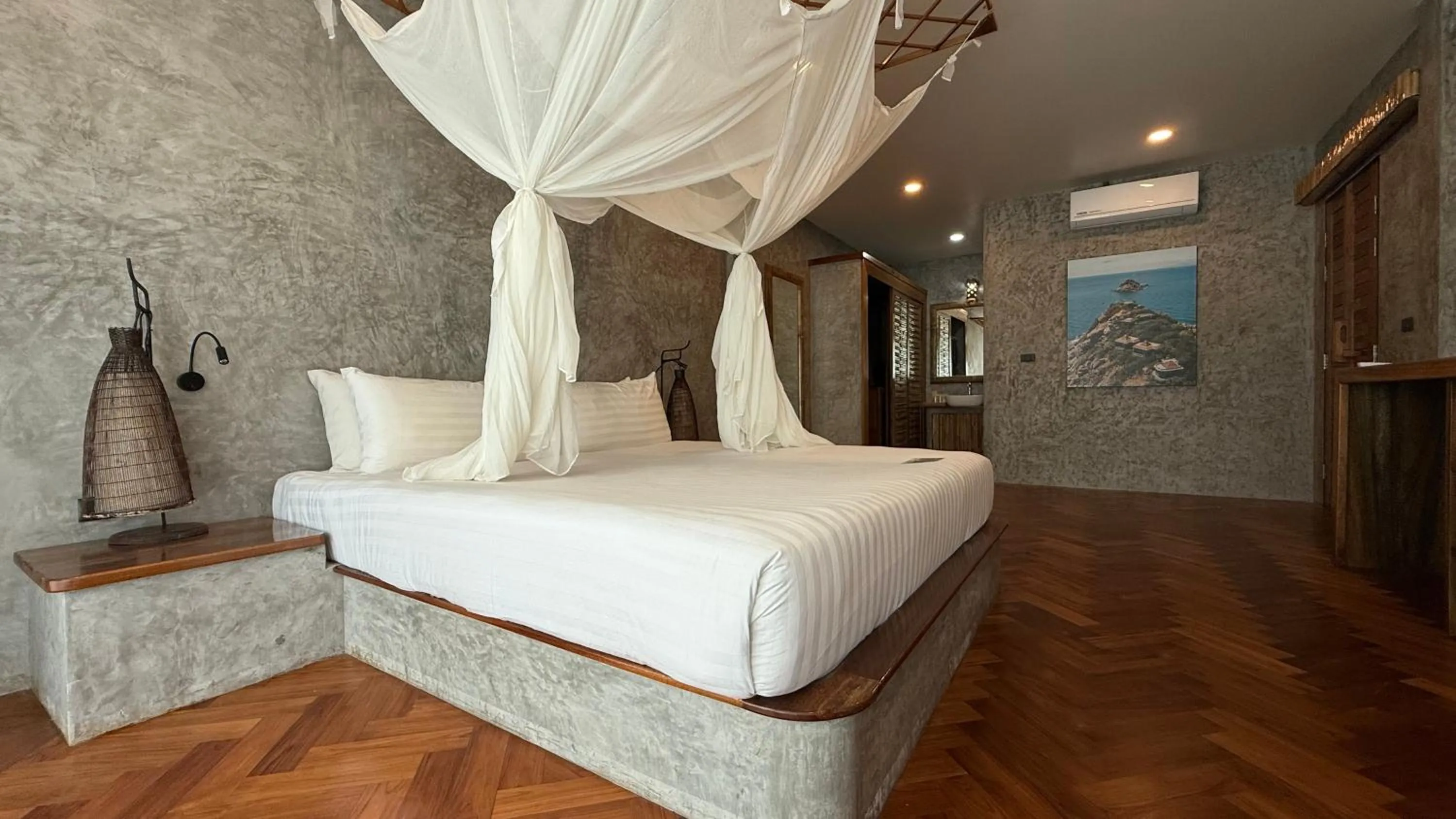 Bed in Sai Daeng Resort