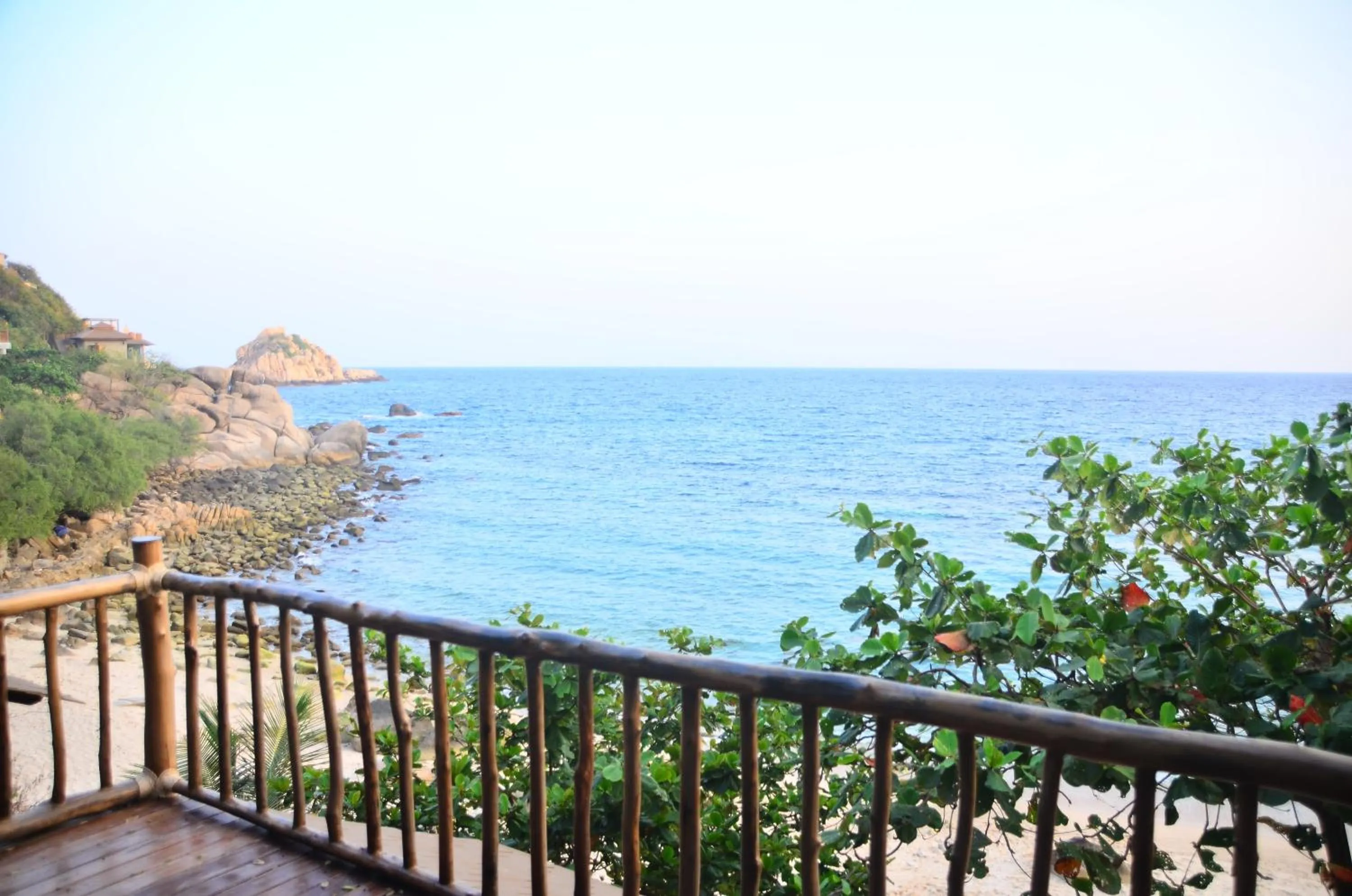 Beach in Sai Daeng Resort