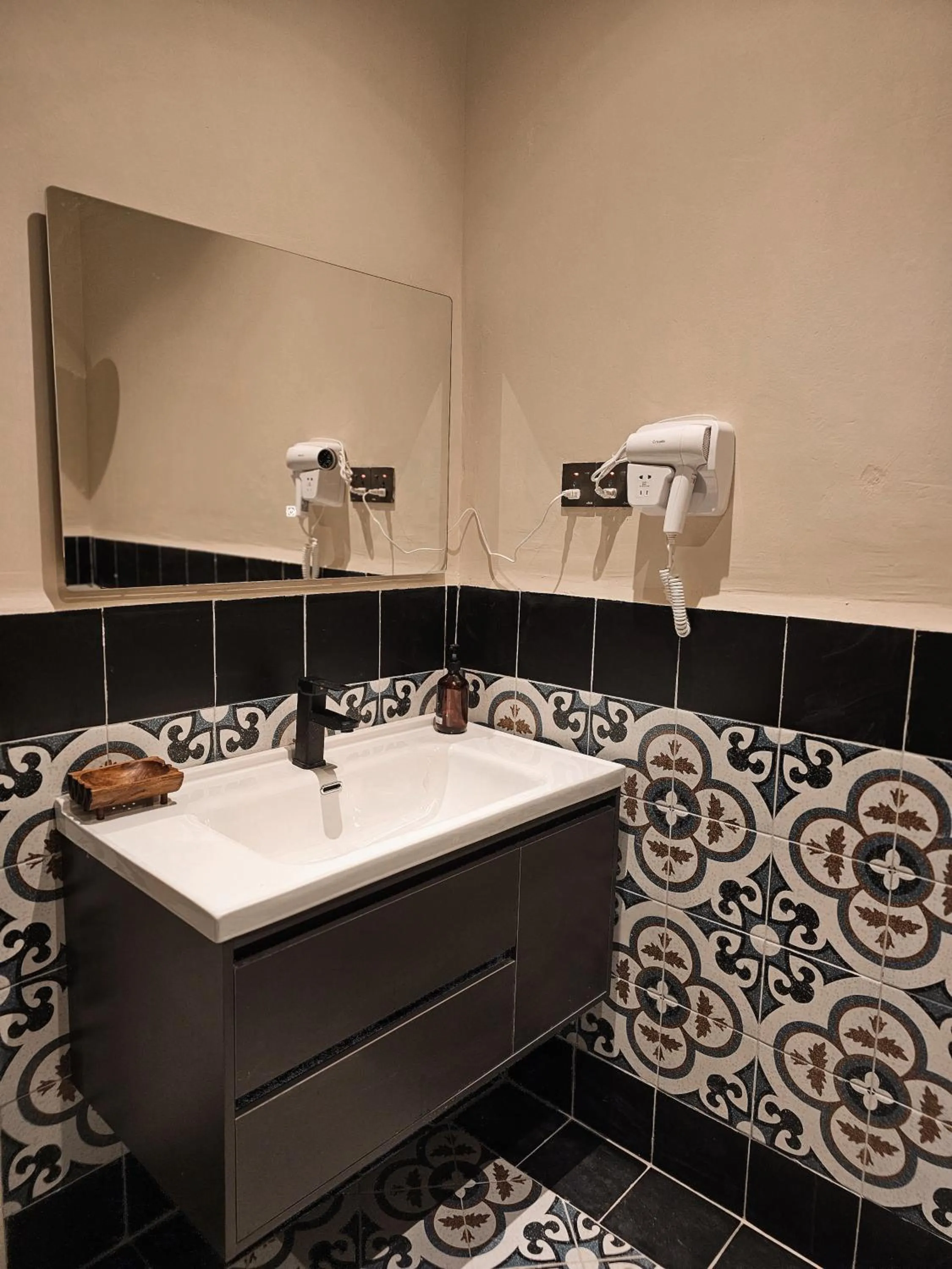 Bathroom in RARE Heritage House