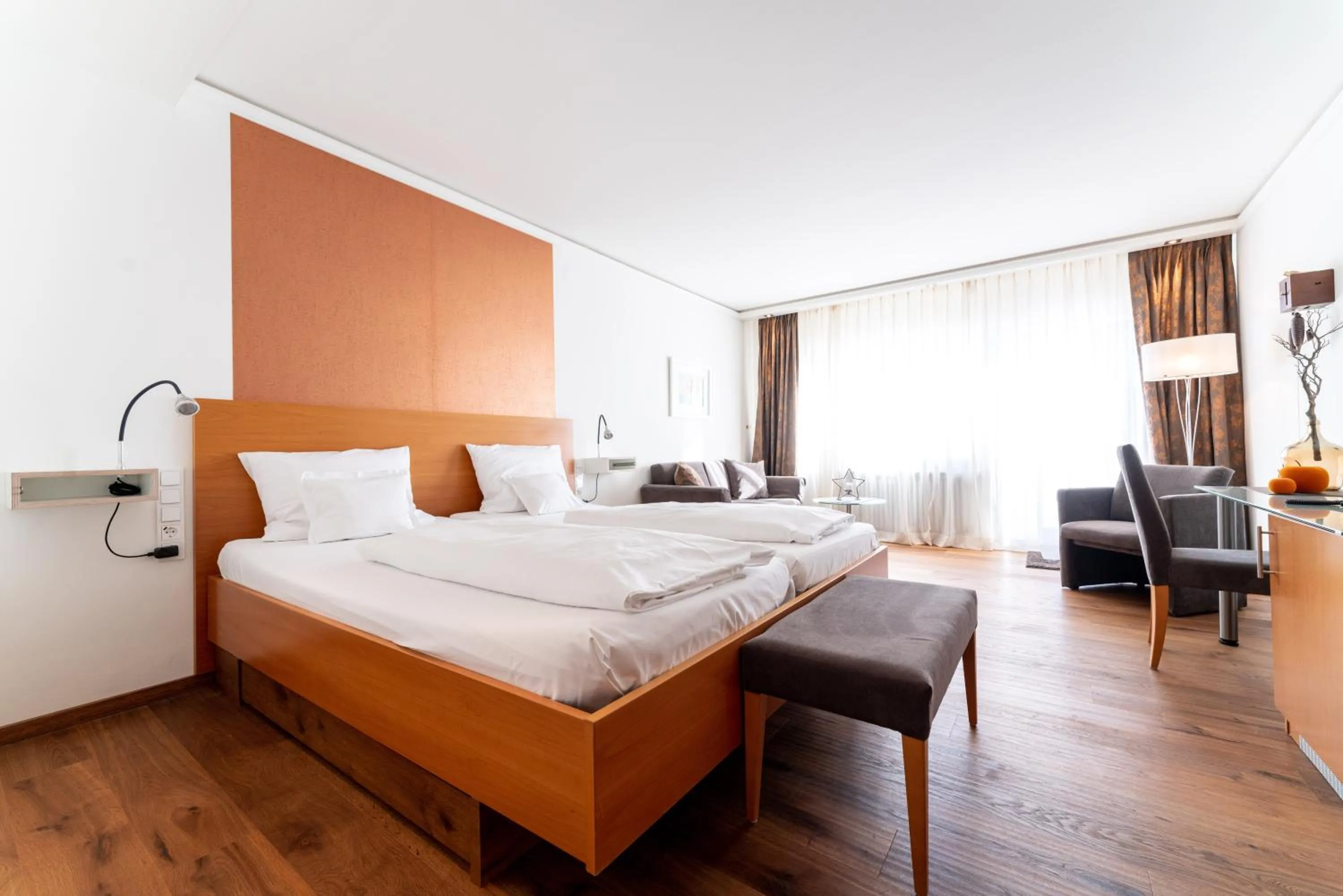 Photo of the whole room, Bed in Hotel Zum Ochsen