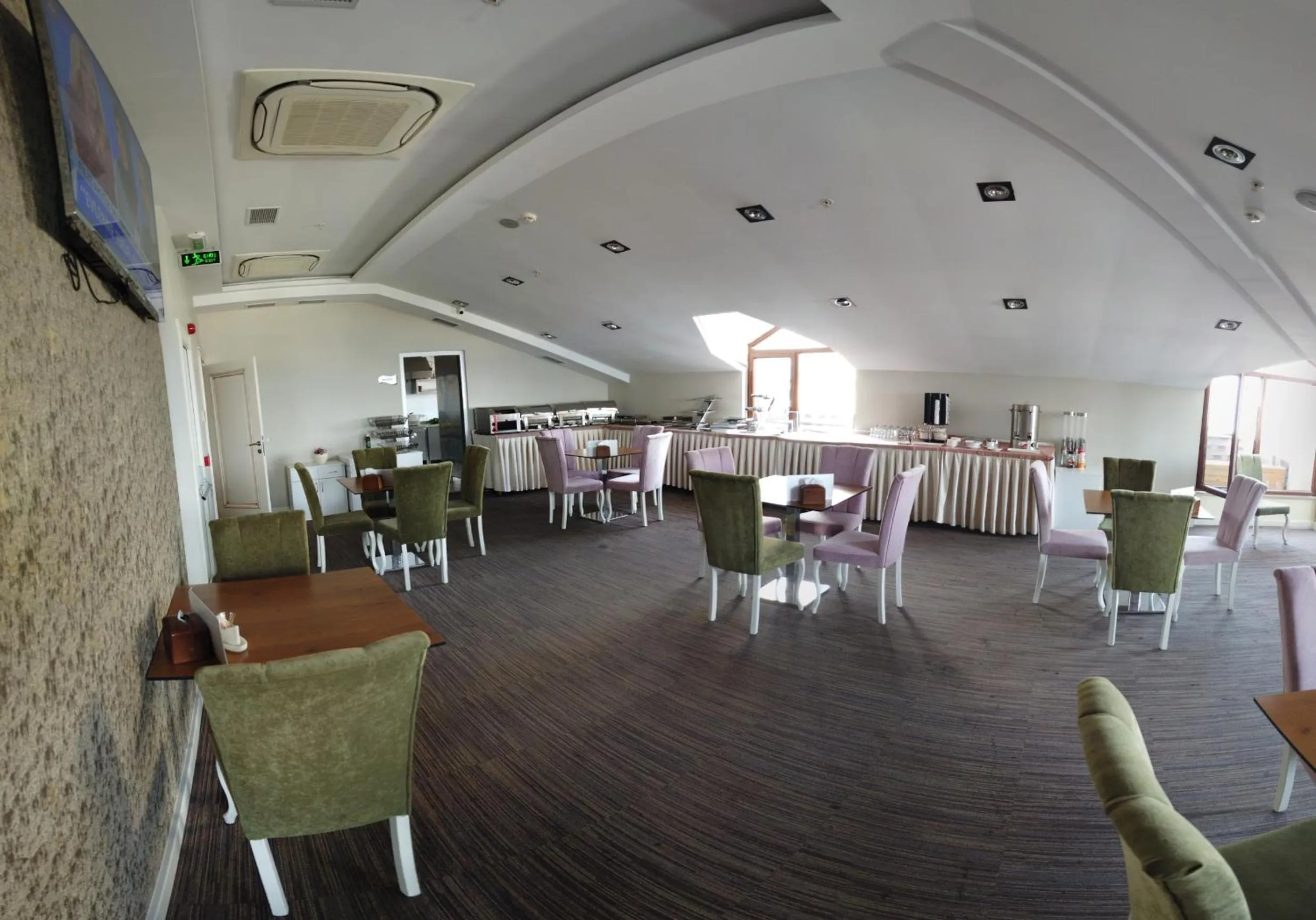 Restaurant/places to eat in Hanzade Park Hotel