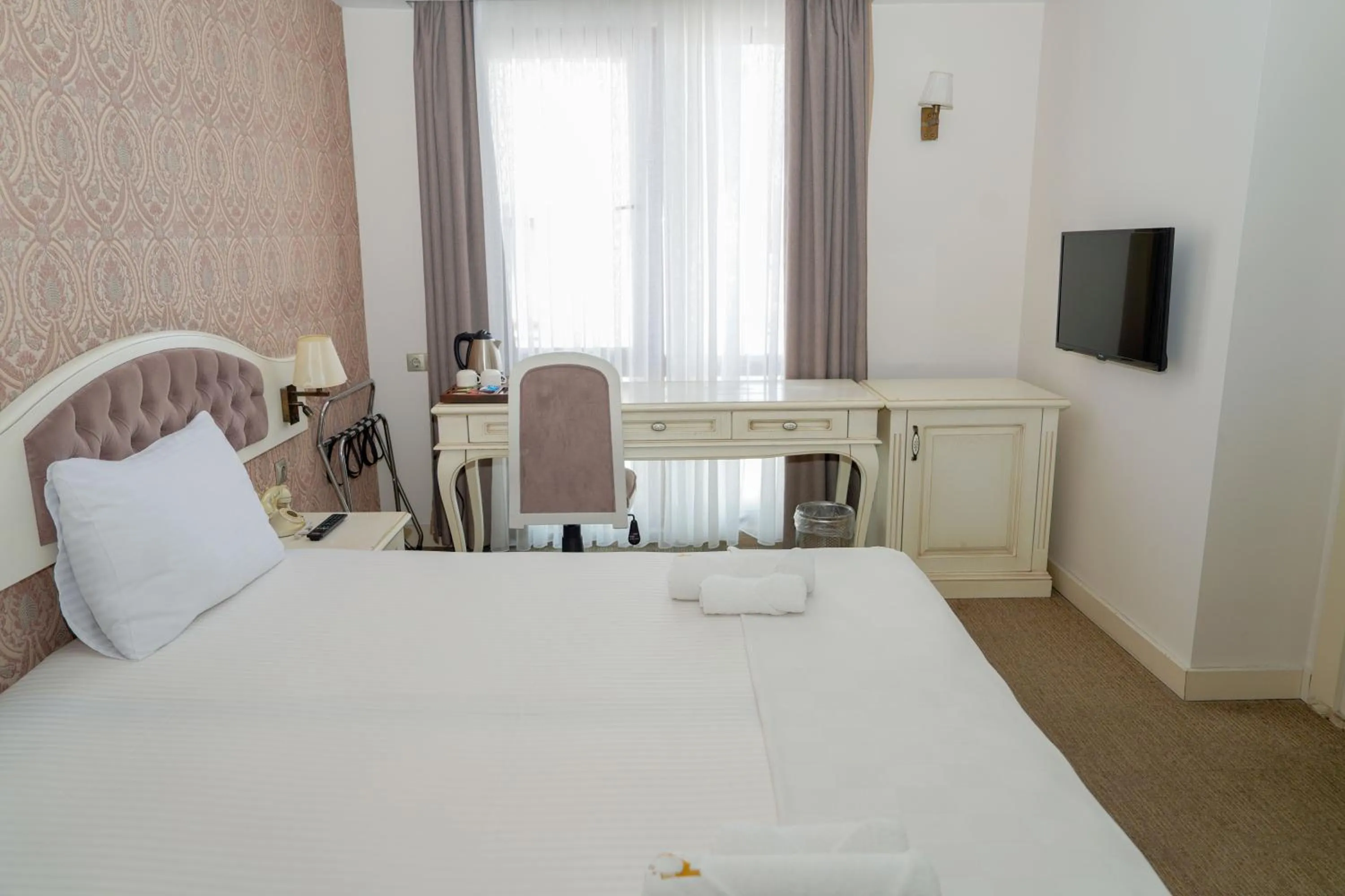 Bed in Hanzade Park Hotel