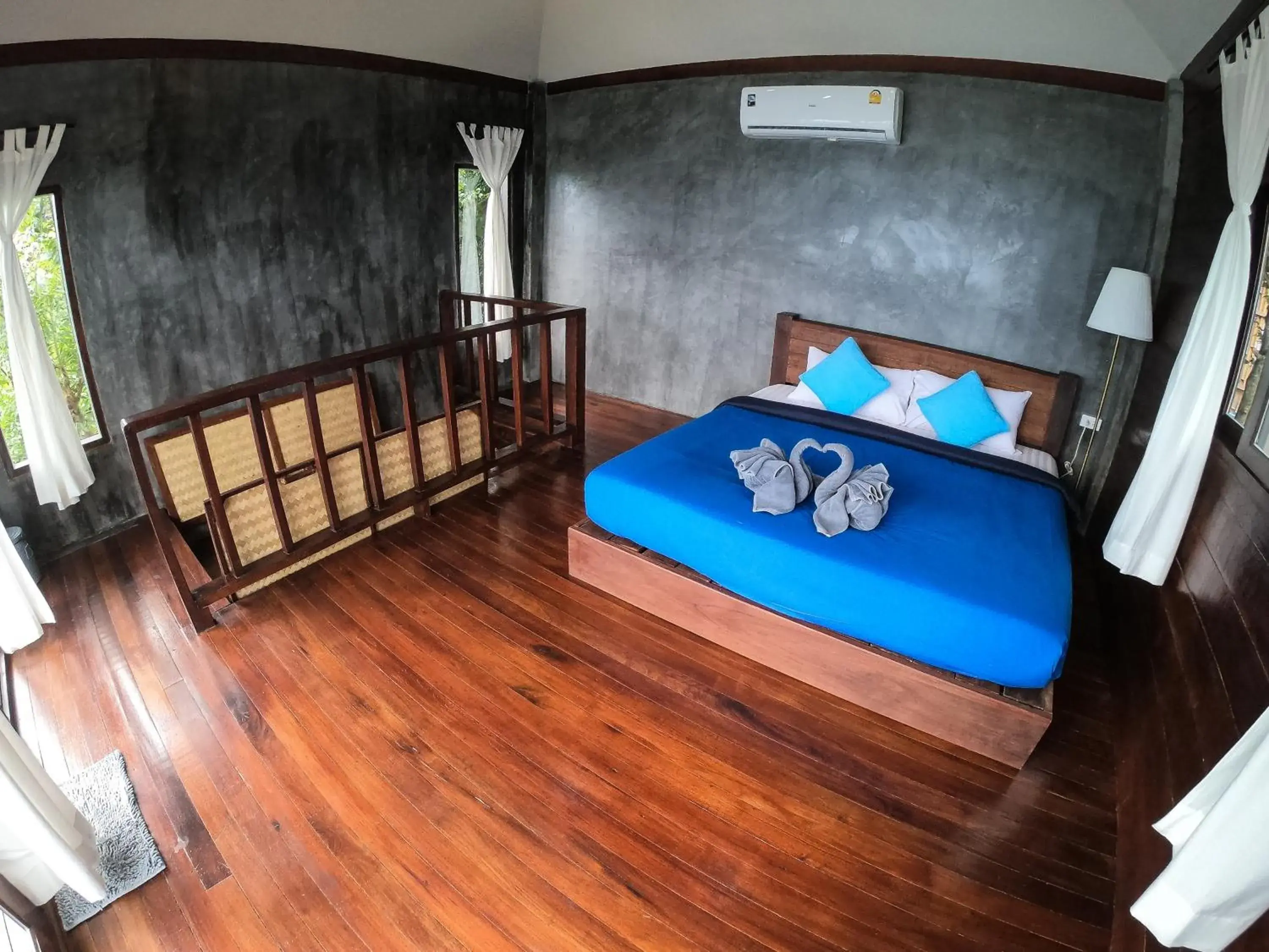Master Duplex Sea View Bungalow with Balcony in Blue Heaven Resort Koh Tao Master Duplex Sea View Bungalow with Balcony in Blue Heaven Resort Koh Tao