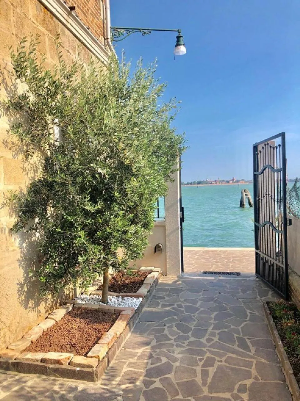 Patio in Casa Sulla Laguna