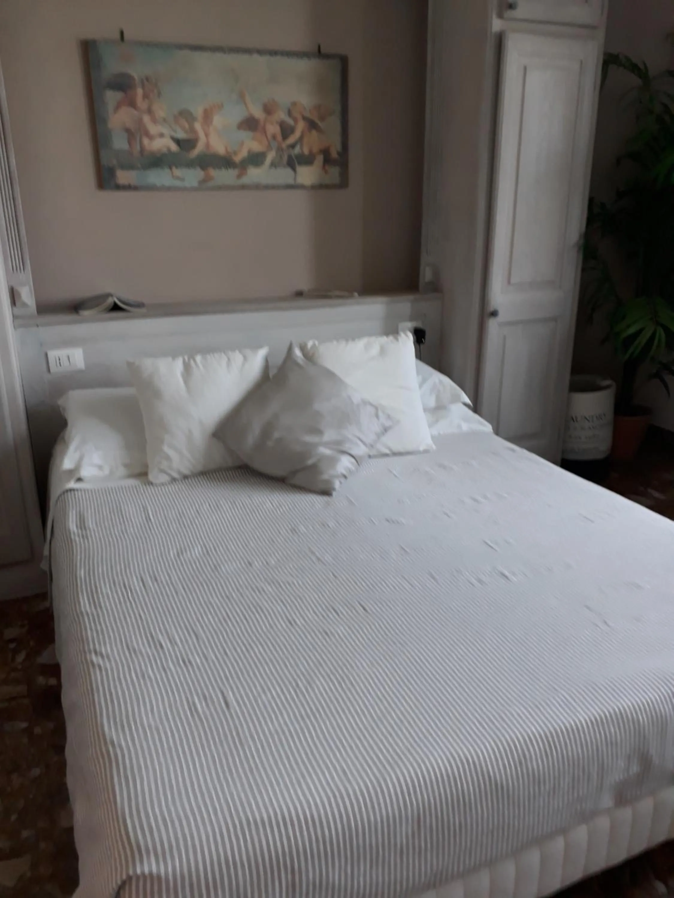 Photo of the whole room, Bed in Casa Sulla Laguna