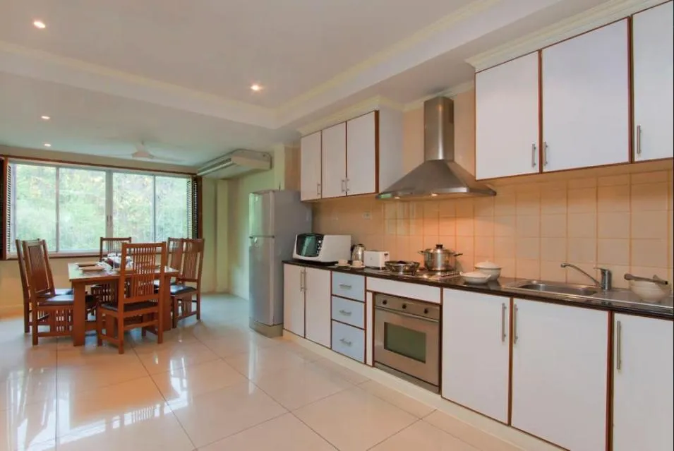 Argyle Apartments Pattaya