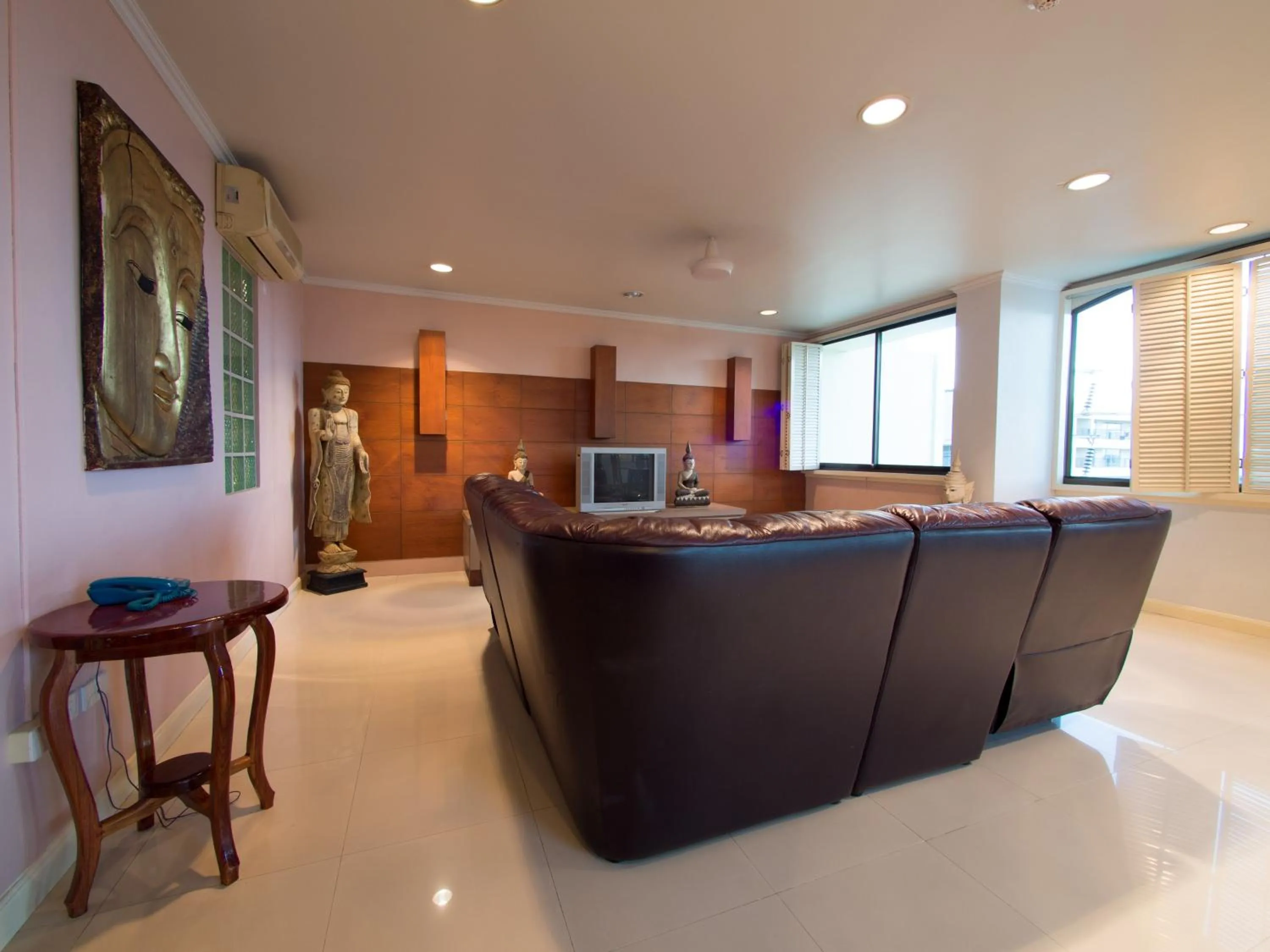 Decorative detail in Argyle Apartments Pattaya