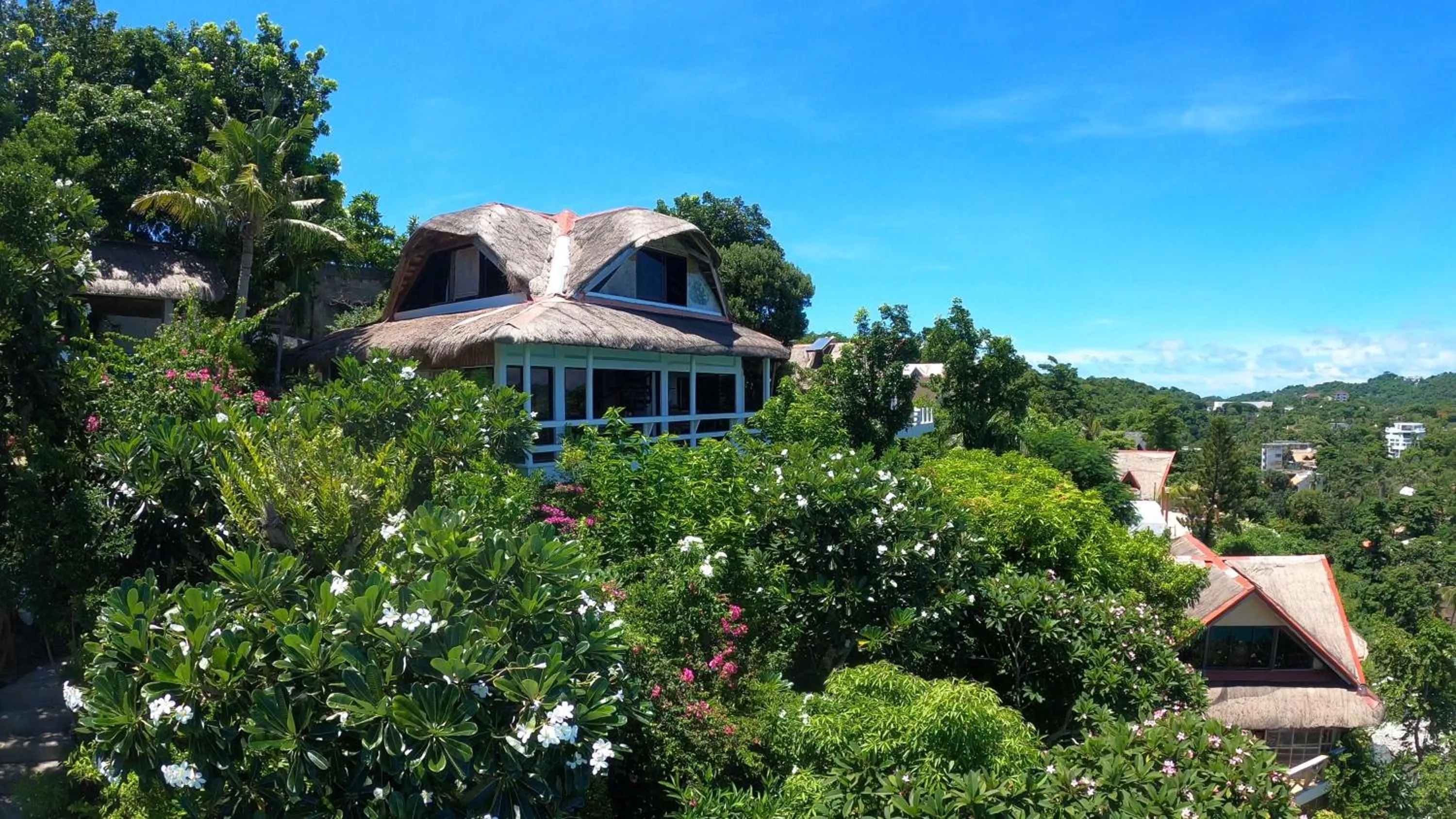 Property building in Tropicana Ocean Villas